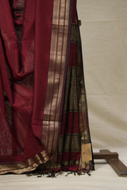 Maroon Maheshwari Saree - SRMMS941