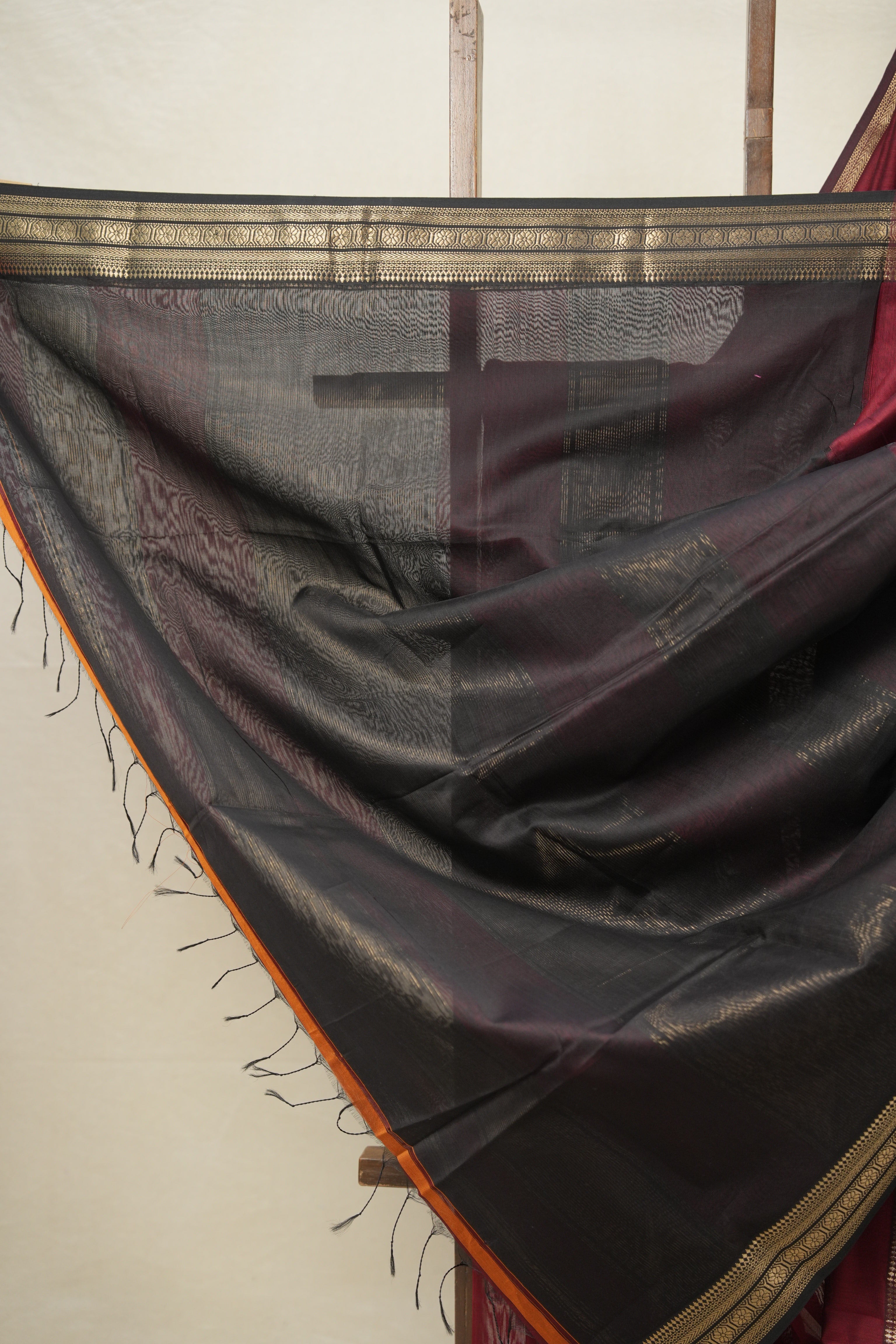 Maroon Maheshwari Saree - SRMMS941