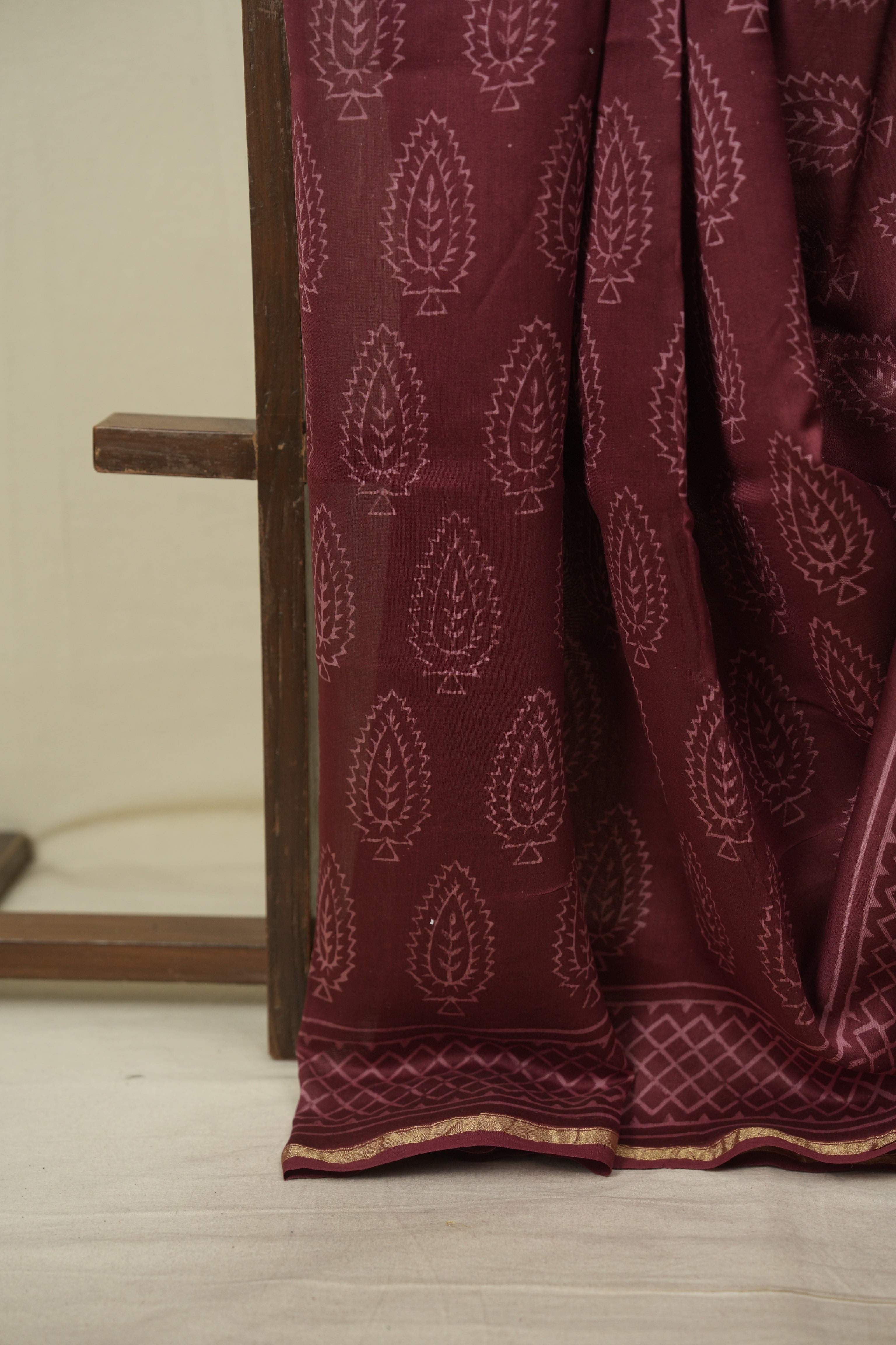 Maroon HBP Cotton Silk Saree With Chanderi Border - SRMCSS1787