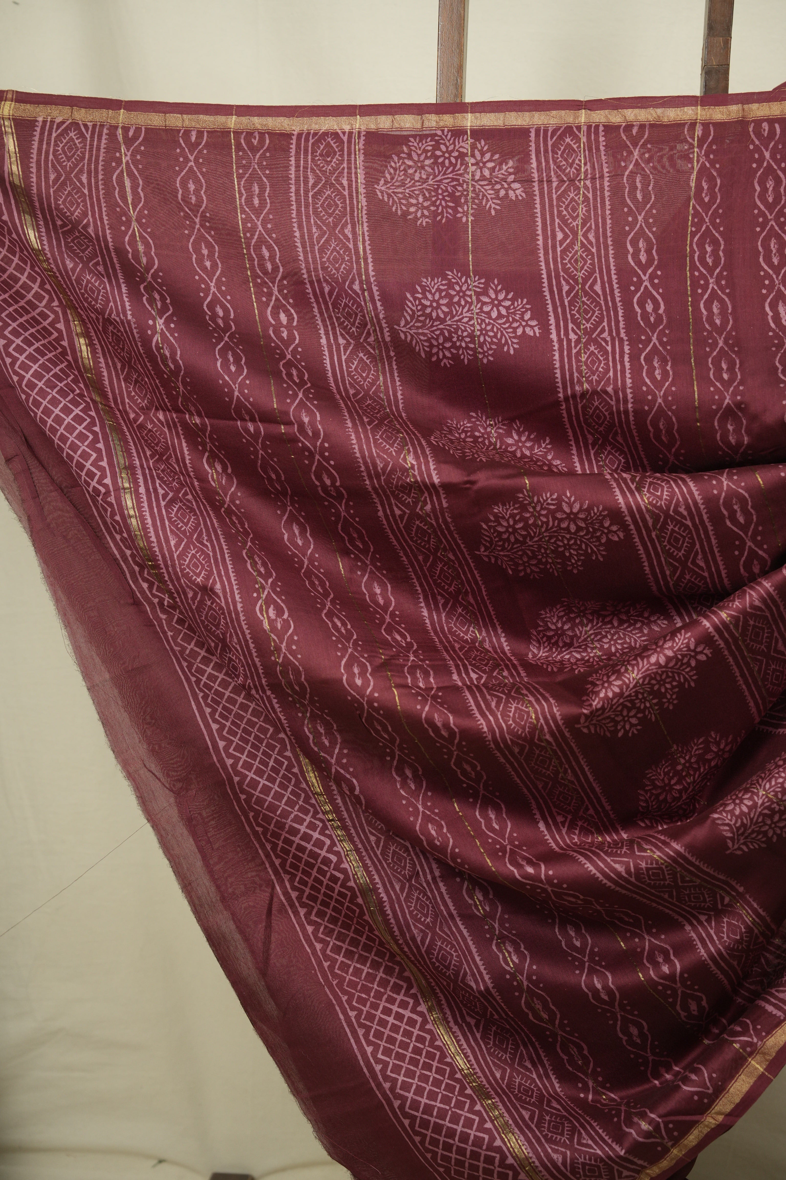 Maroon HBP Cotton Silk Saree With Chanderi Border - SRMCSS1787