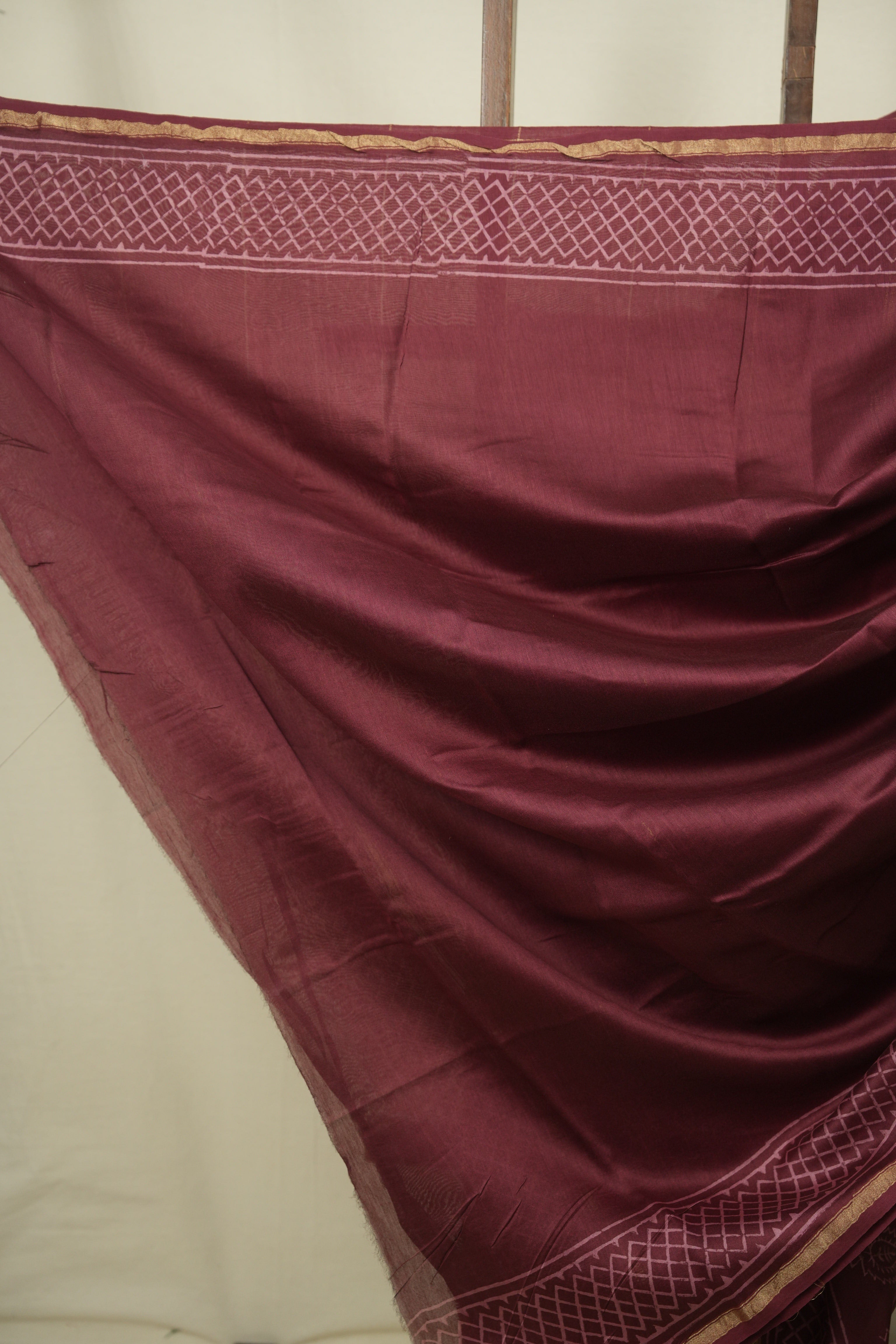 Maroon HBP Cotton Silk Saree With Chanderi Border - SRMCSS1787