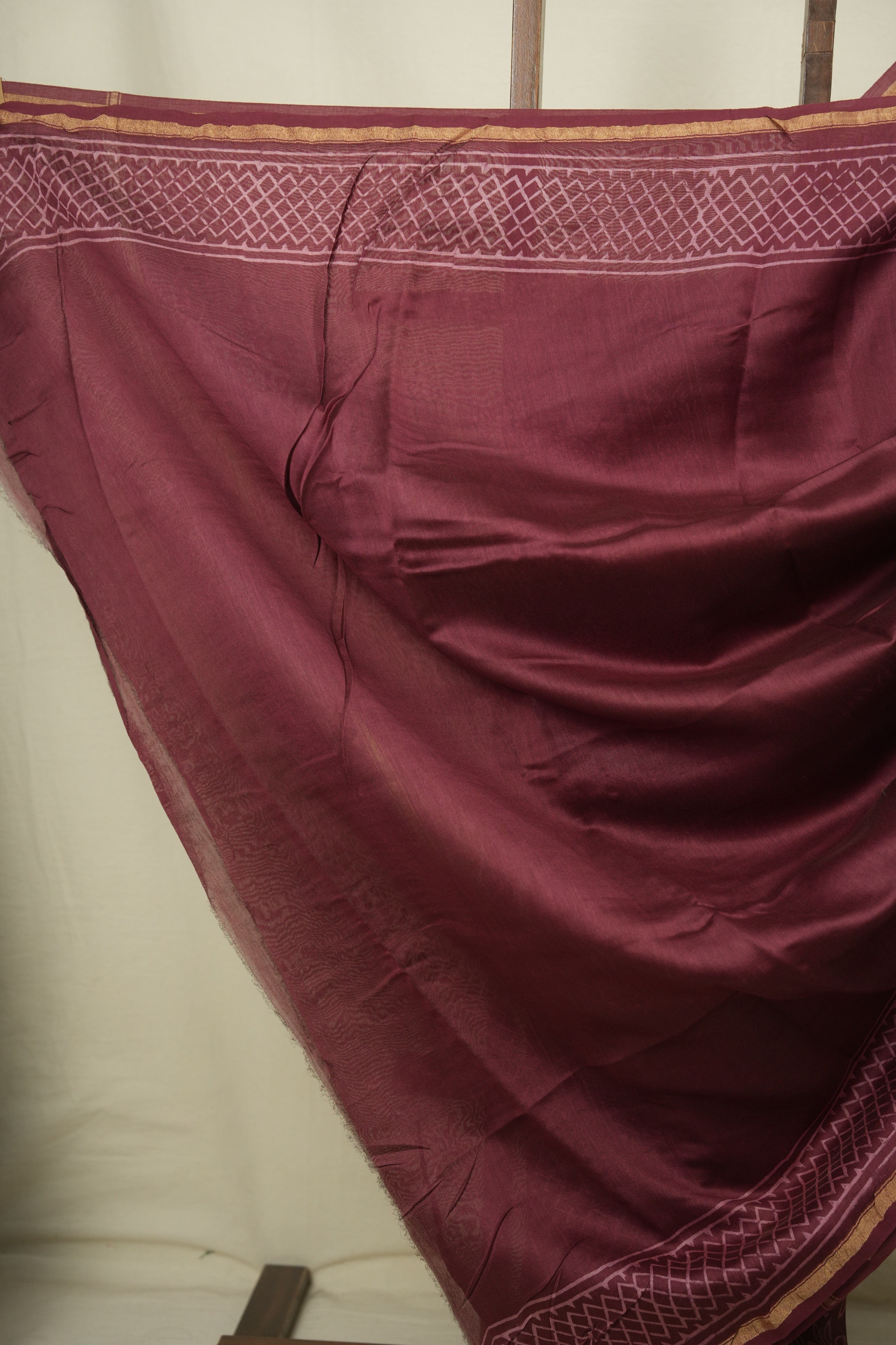 Maroon HBP Cotton Silk Saree With Chanderi Border - SRMCSS1795