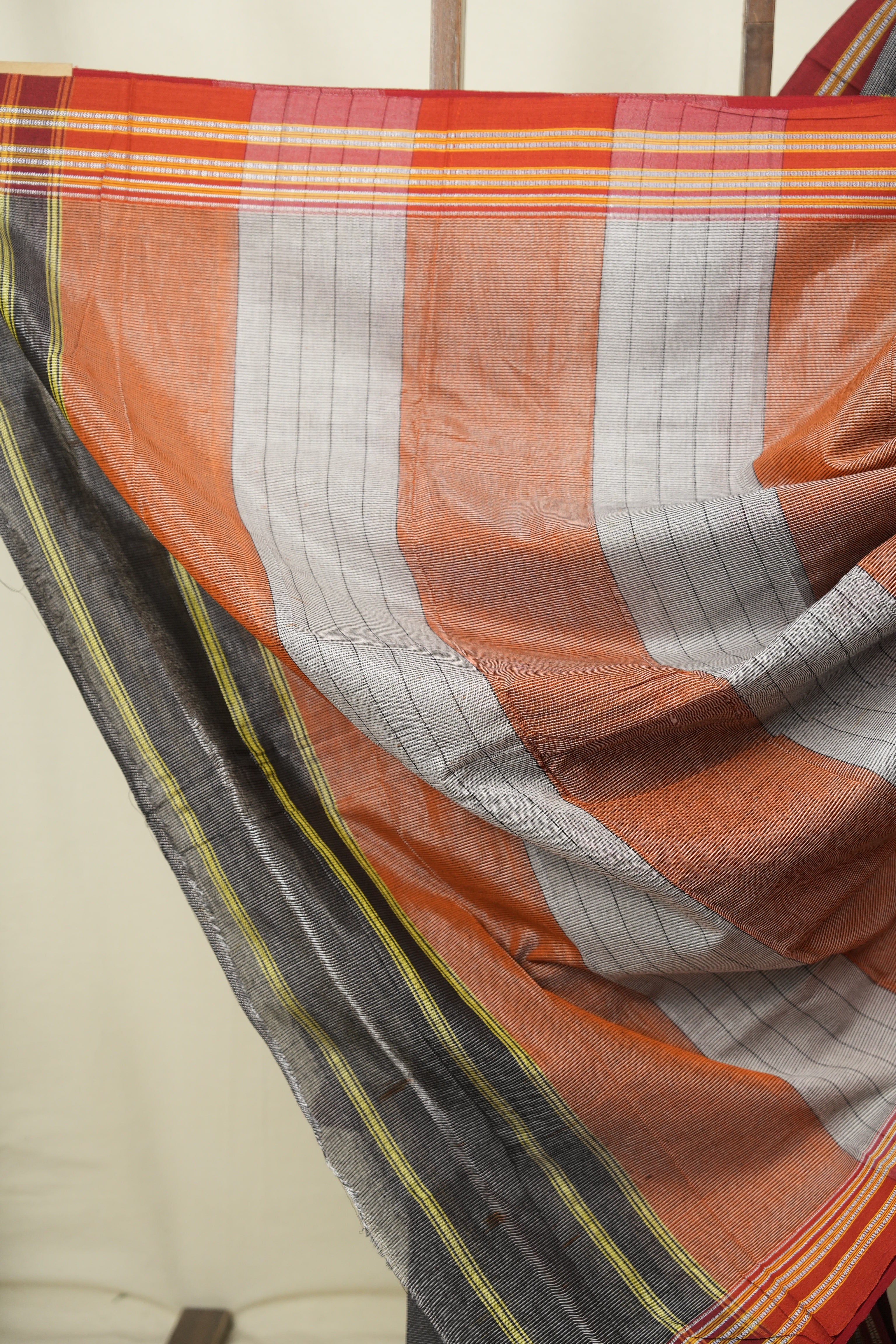Silver Cotton IIkal Saree - SRSCIS1101