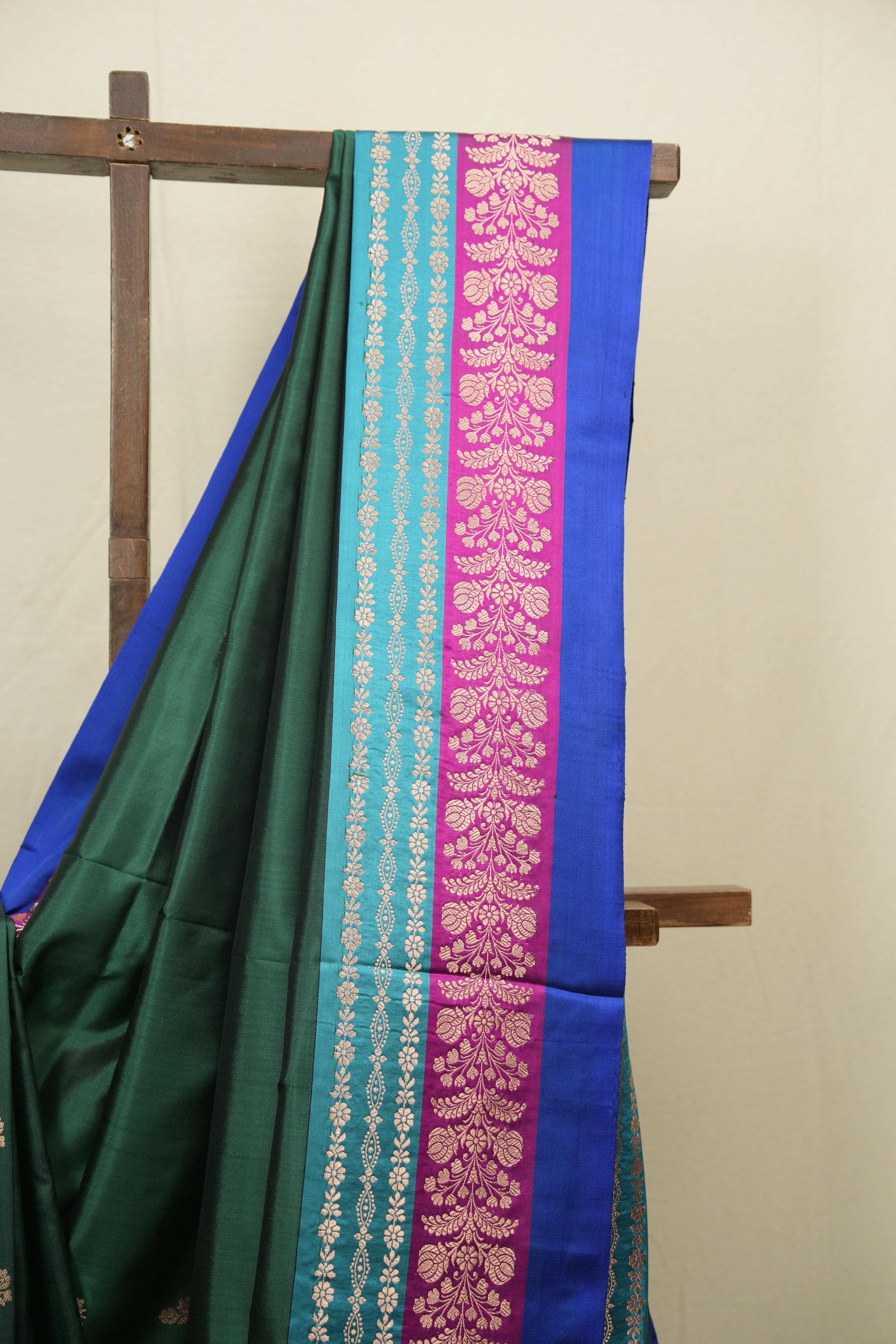 Green Banarasi Silk Saree - SRGBSS955
