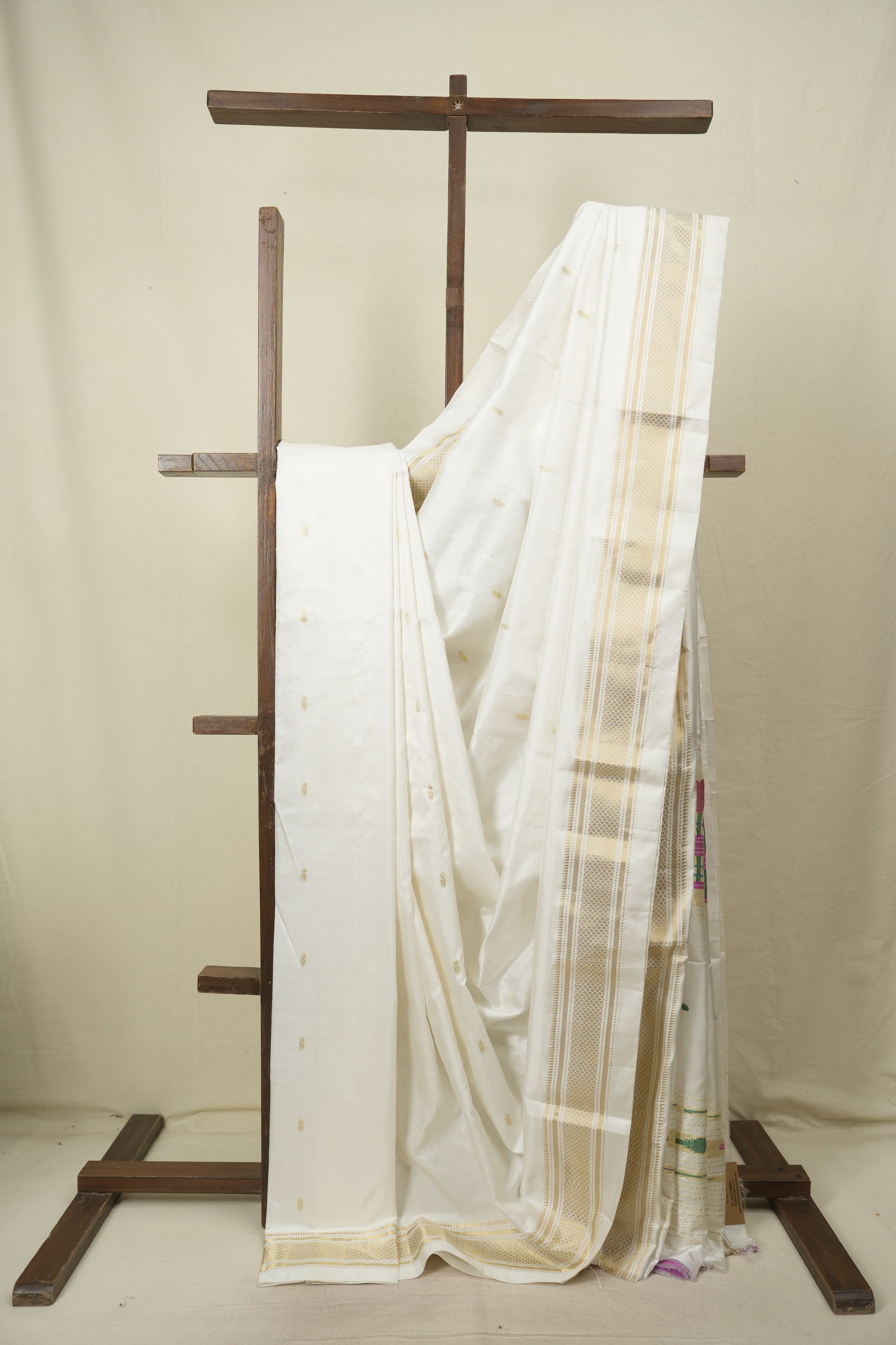 White Silk Paithani Saree - SRWSPS817