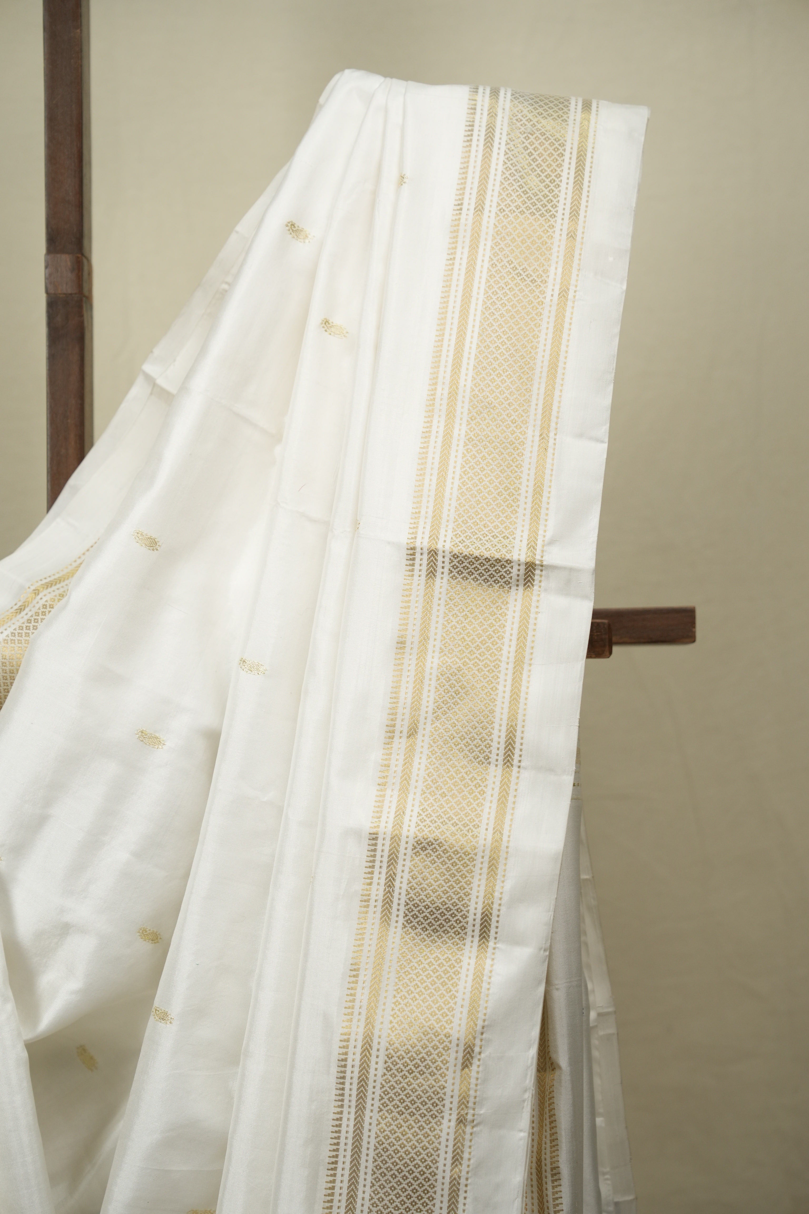 White Silk Paithani Saree - SRWSPS817