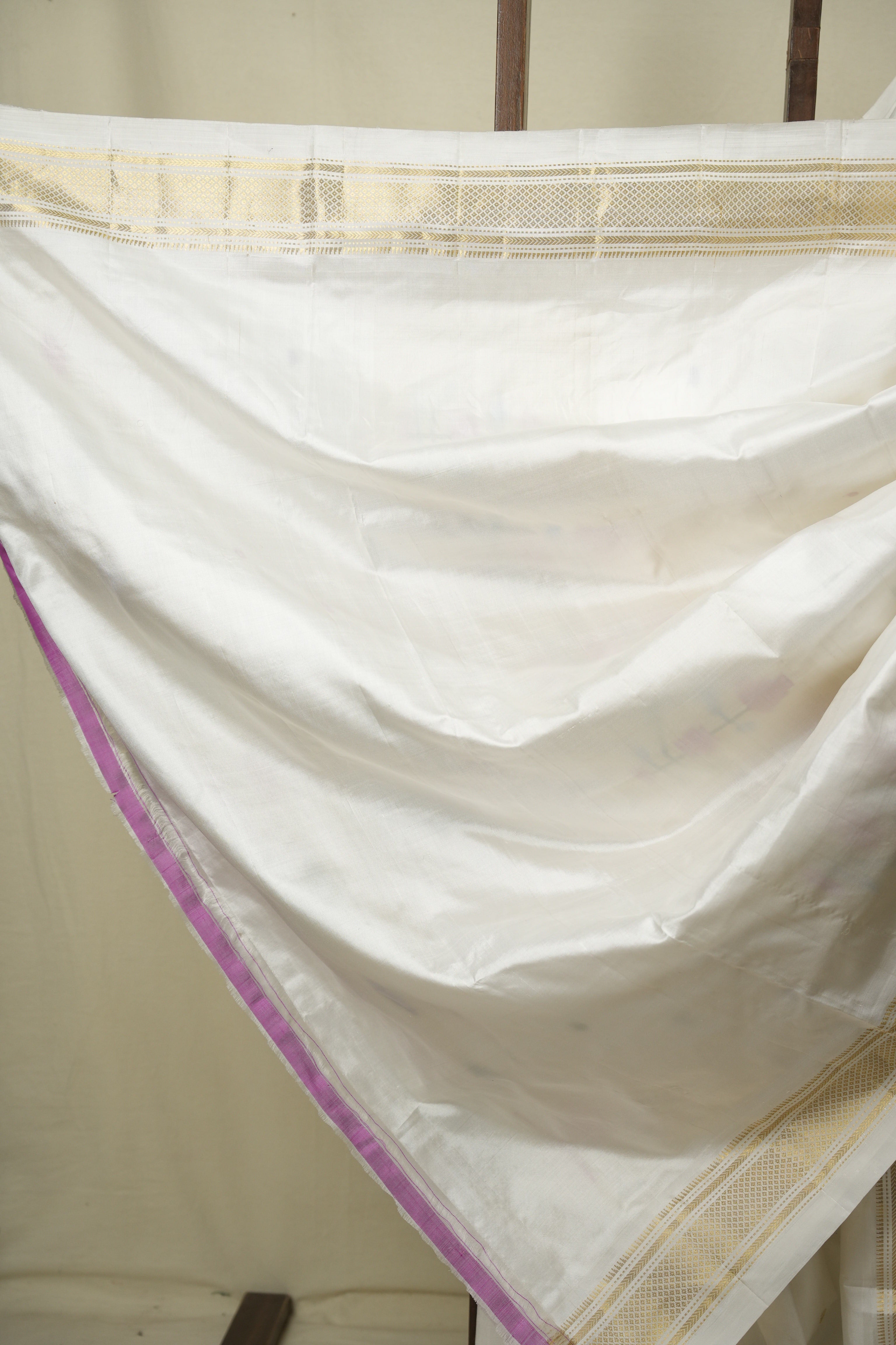 White Silk Paithani Saree - SRWSPS817