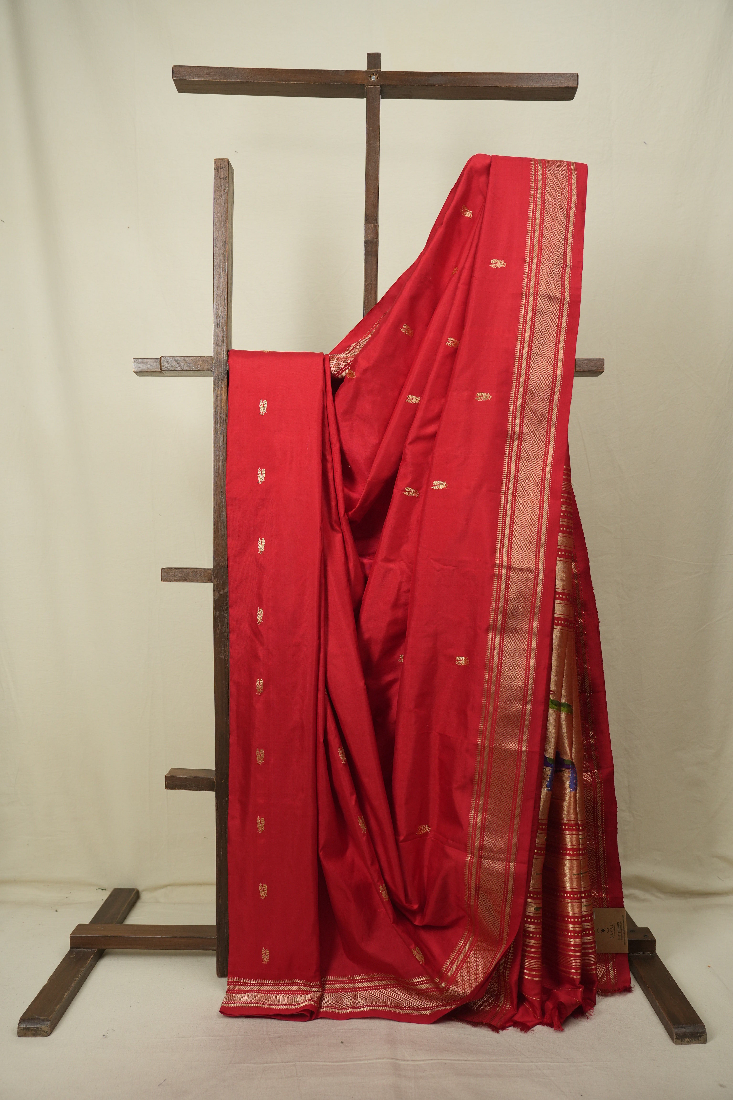 Red Silk Paithani Saree - SRRSPS816