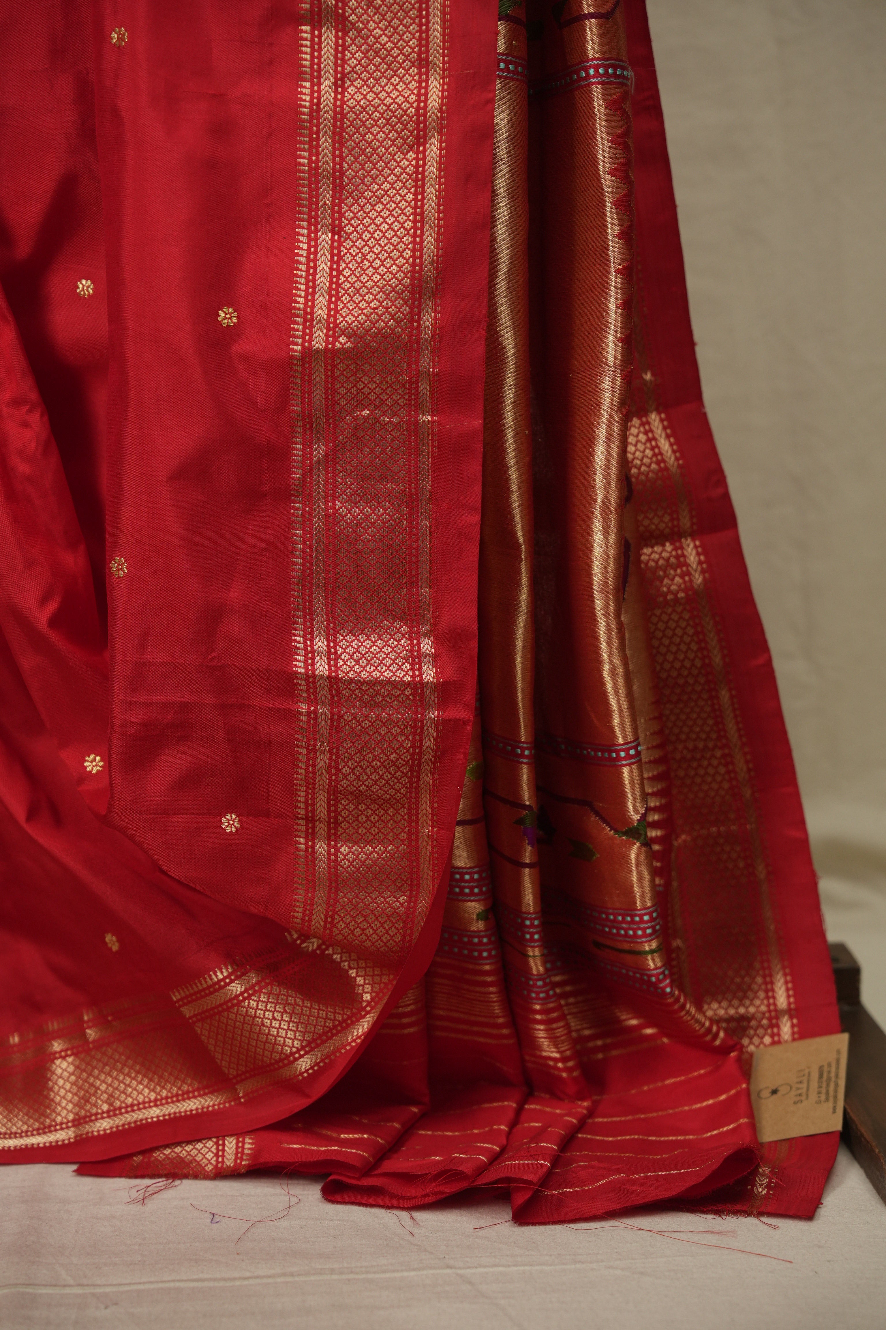 Red Silk Paithani Saree - SRRSPS810
