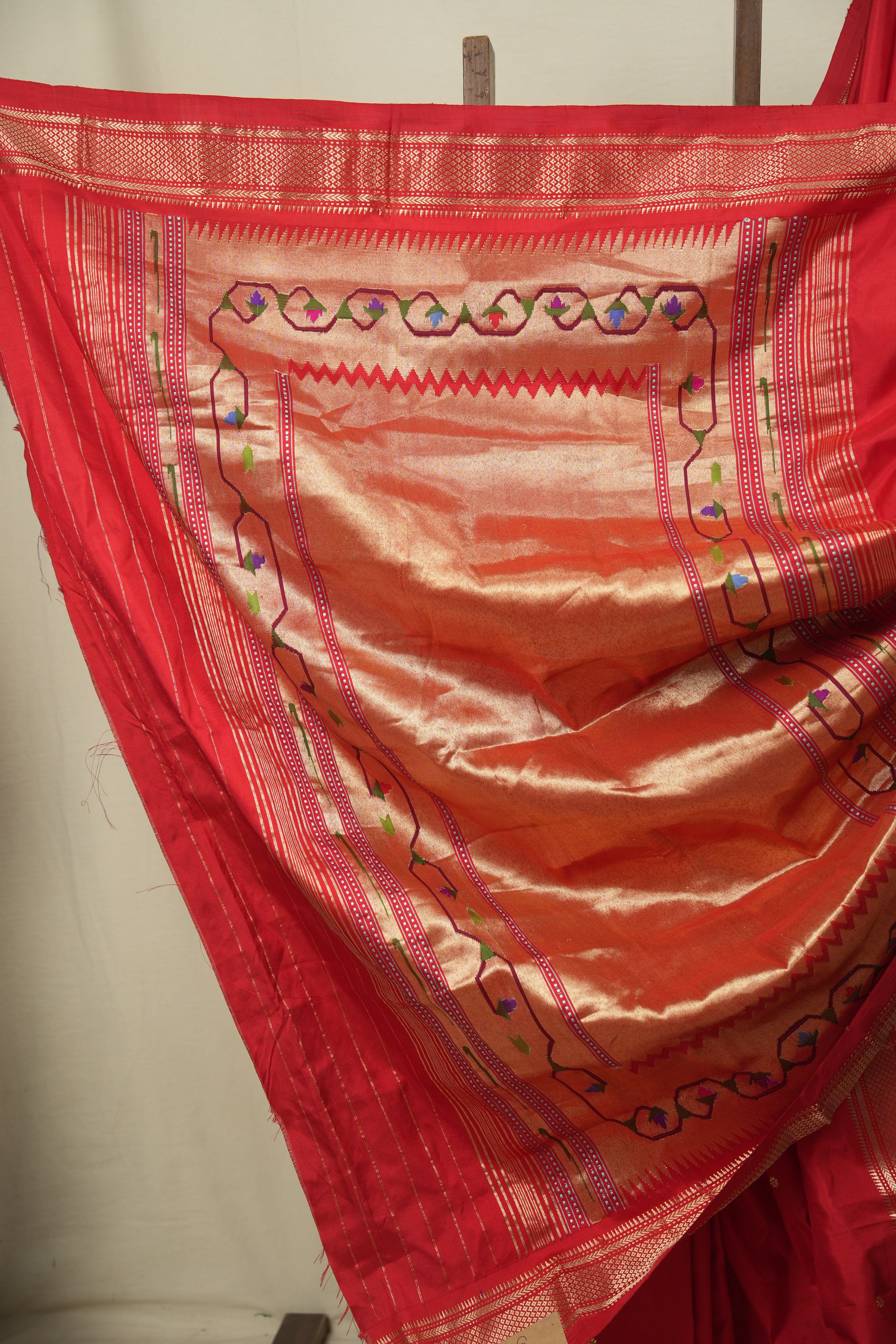 Red Silk Paithani Saree - SRRSPS810