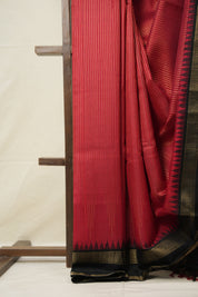 Red Raw Silk Saree - SRRRSS960