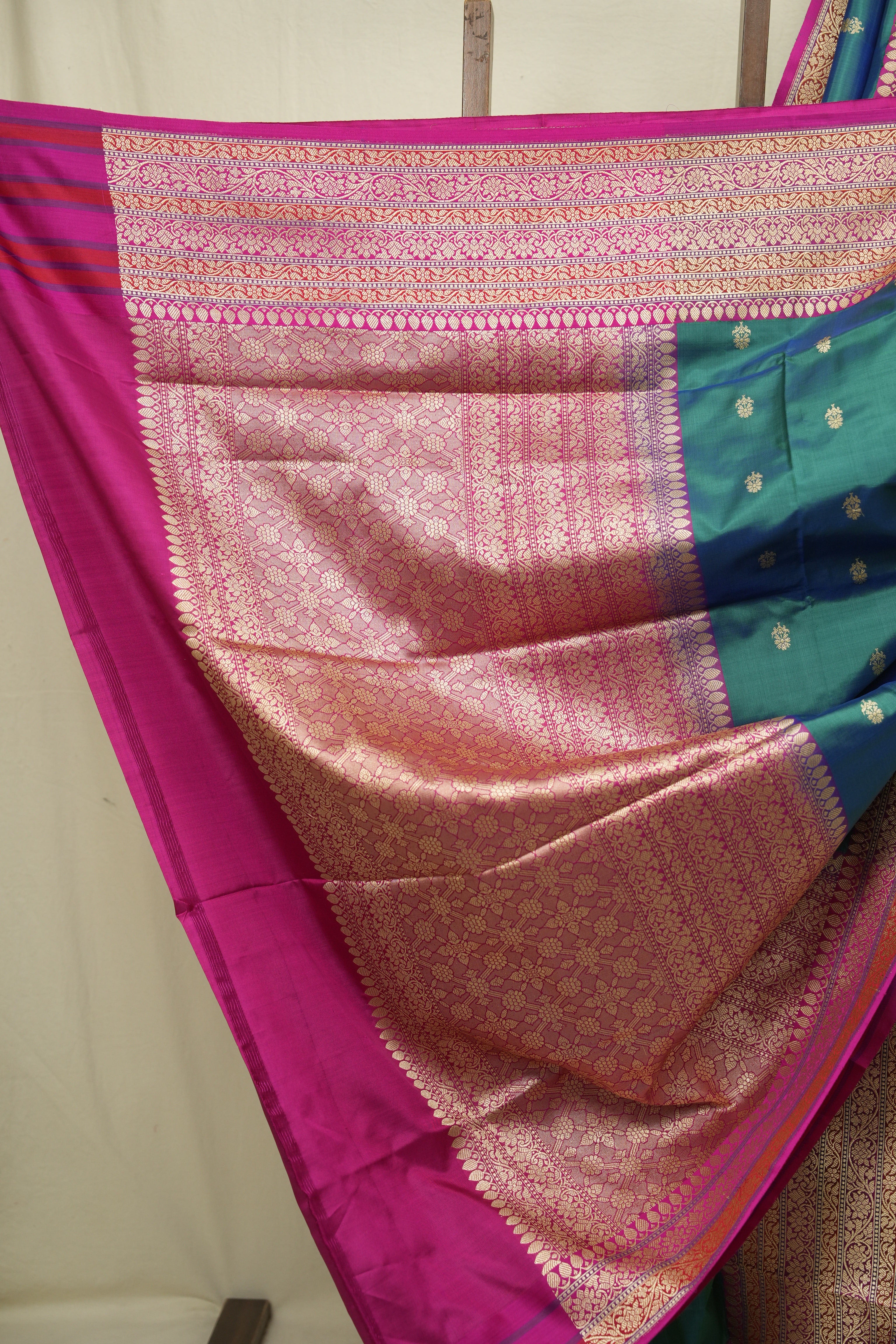 Peacock Green Banarasi Silk Saree - SRPGBSS944