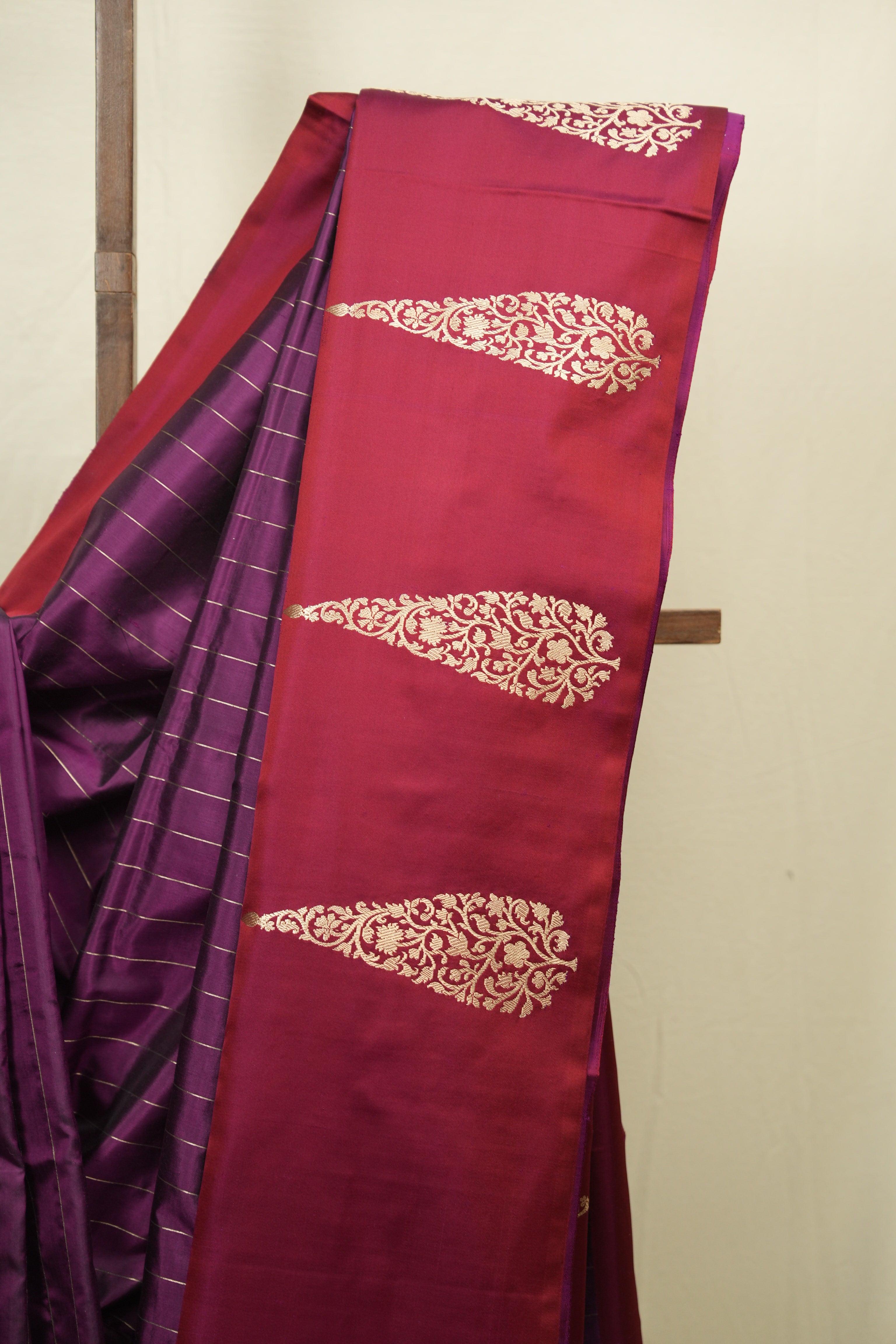 Magenta Banarasi Silk Saree - SRMBSS937