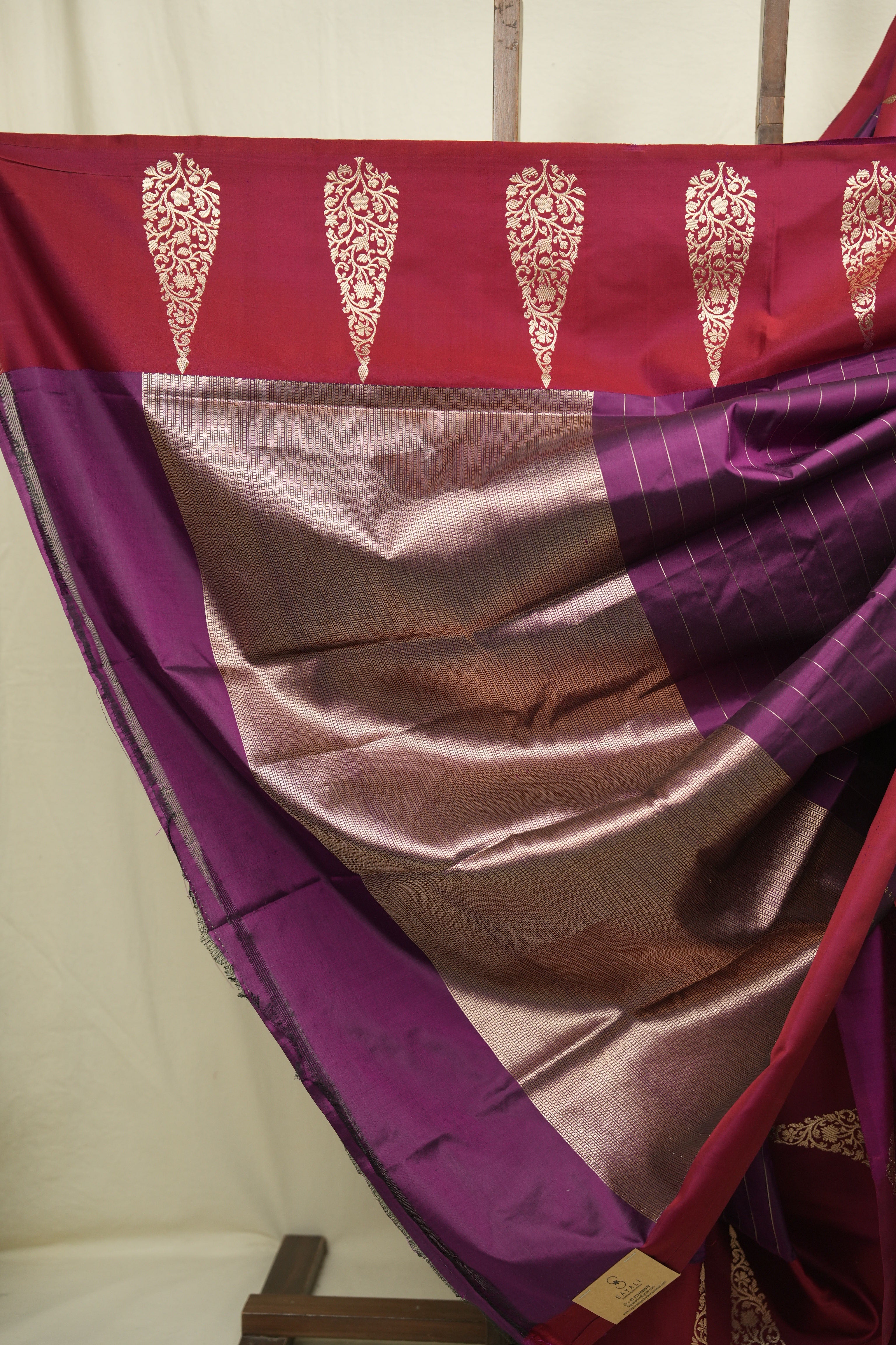 Magenta Banarasi Silk Saree - SRMBSS937