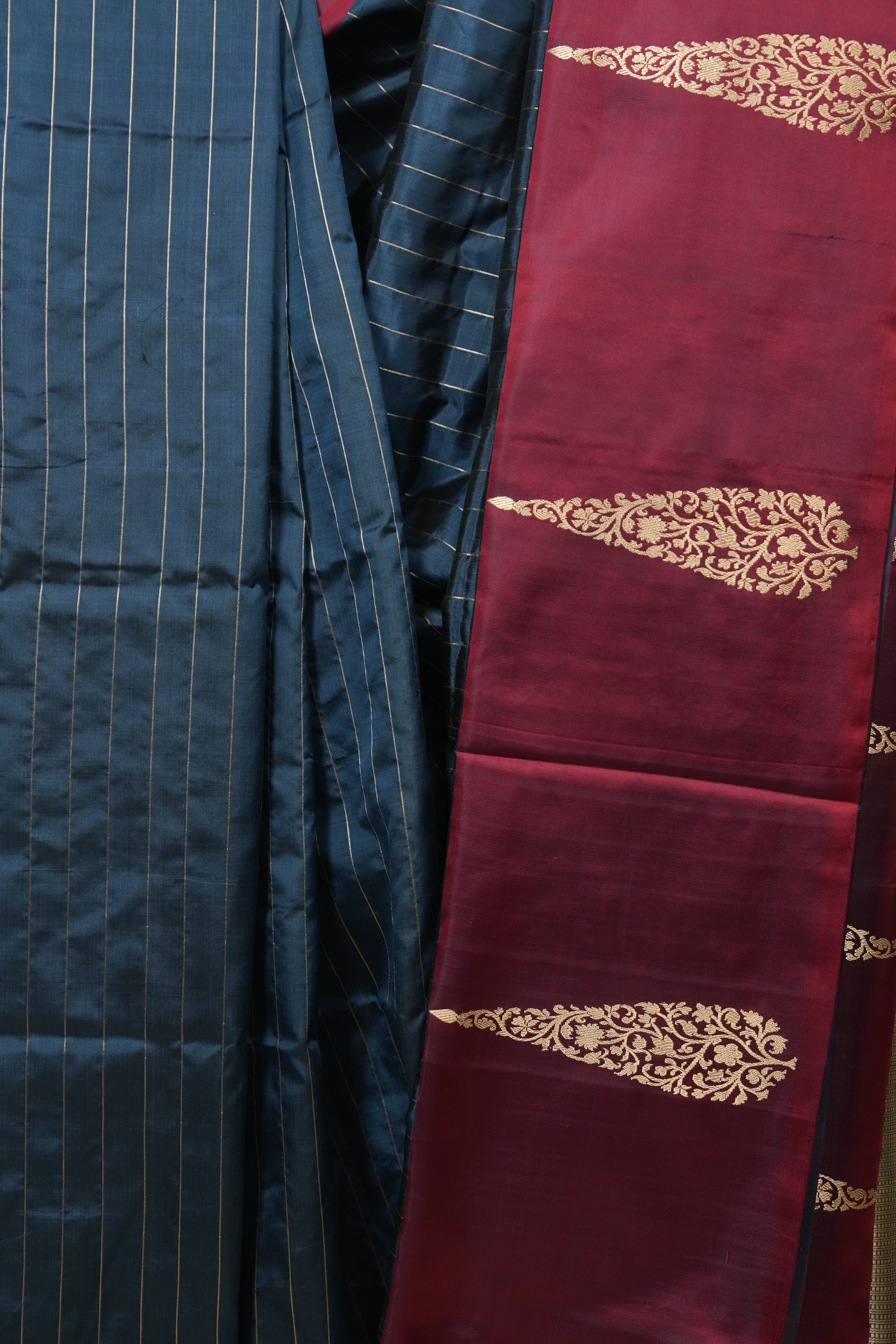 Teal Banarasi Silk Saree - SRTBSS936