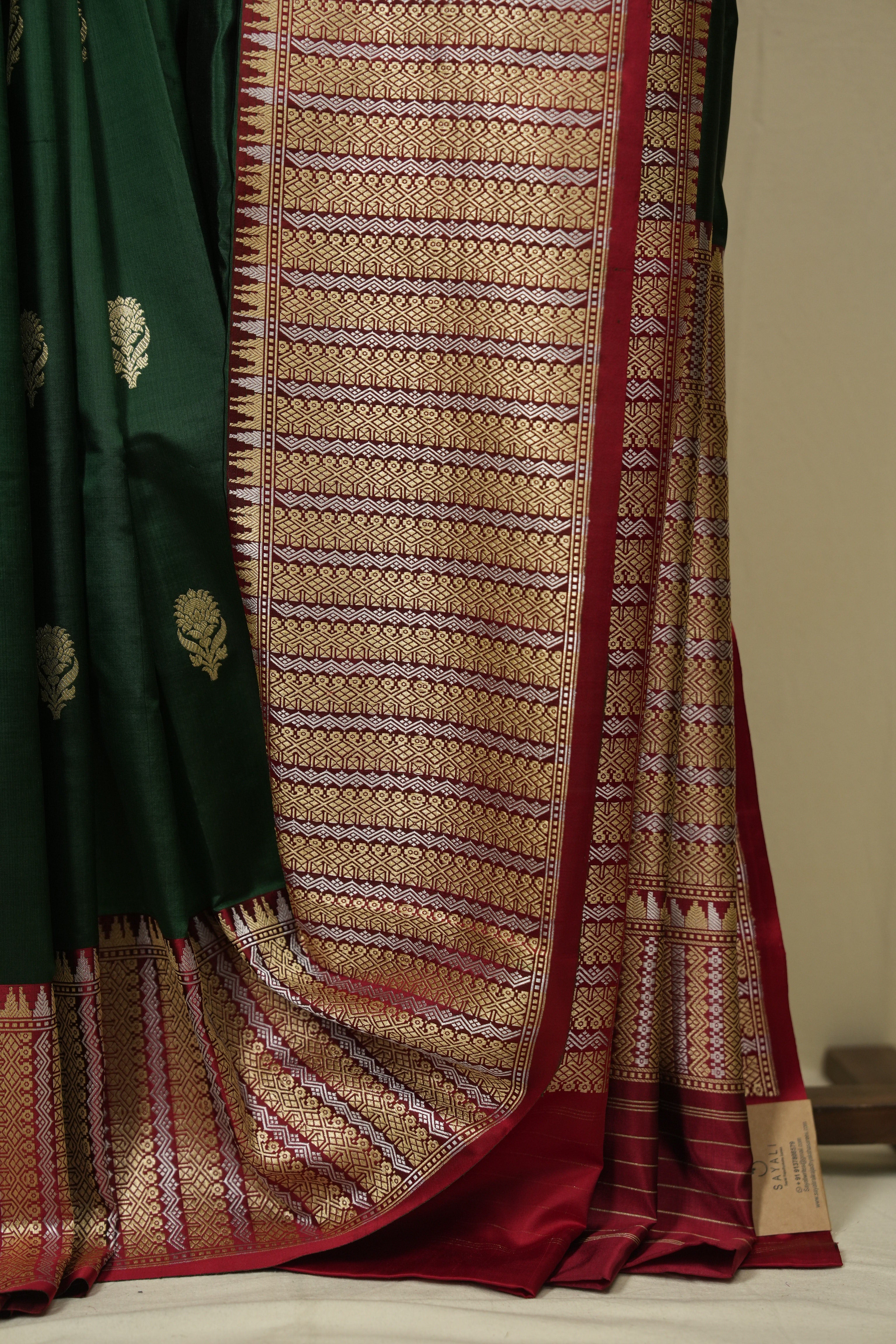 Green Banarasi Silk Saree - SRGBSS943