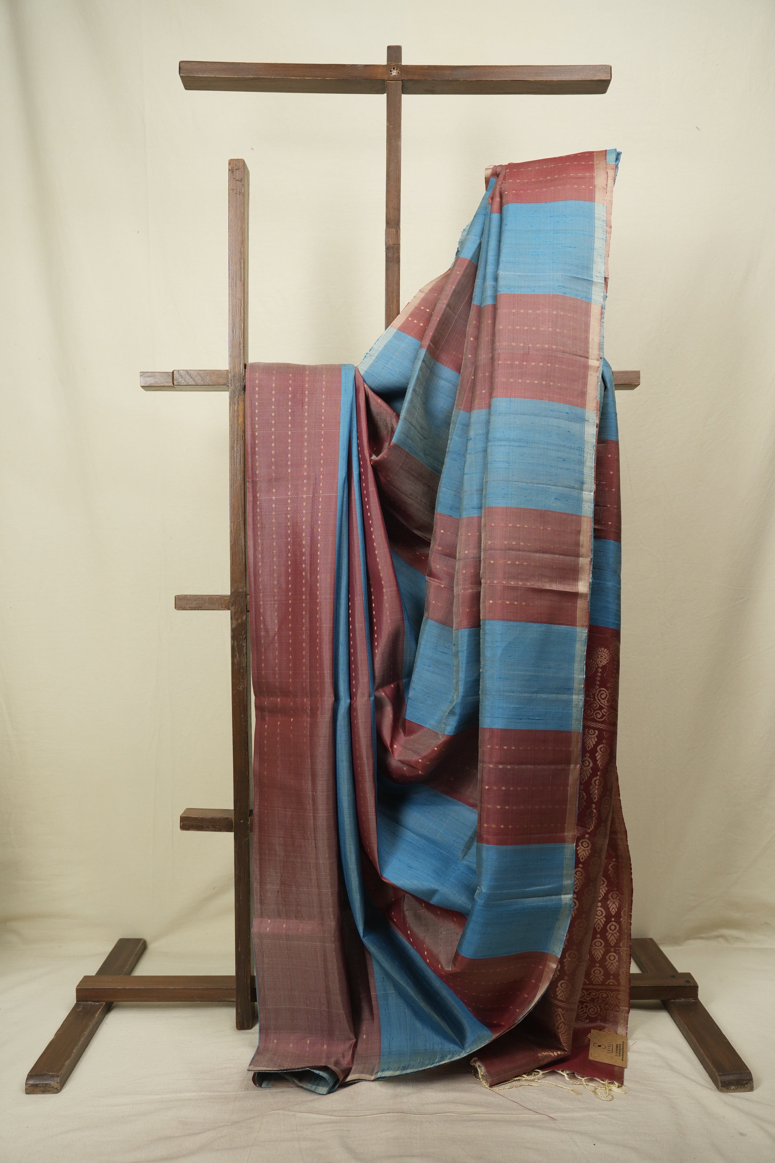 Light Peach- Sky Blue Soft Silk Saree - SRLPSBSSS471