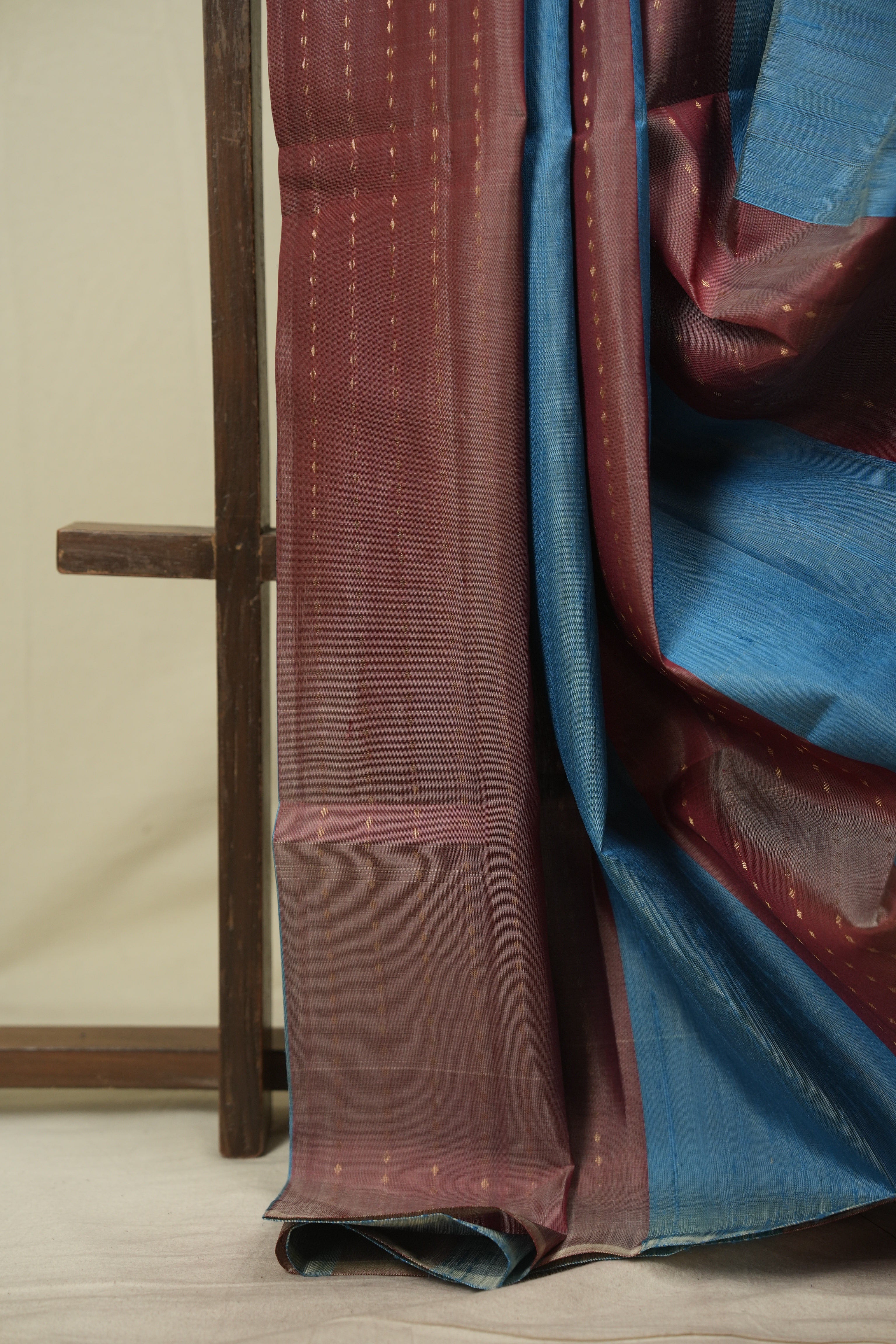 Light Peach- Sky Blue Soft Silk Saree - SRLPSBSSS471