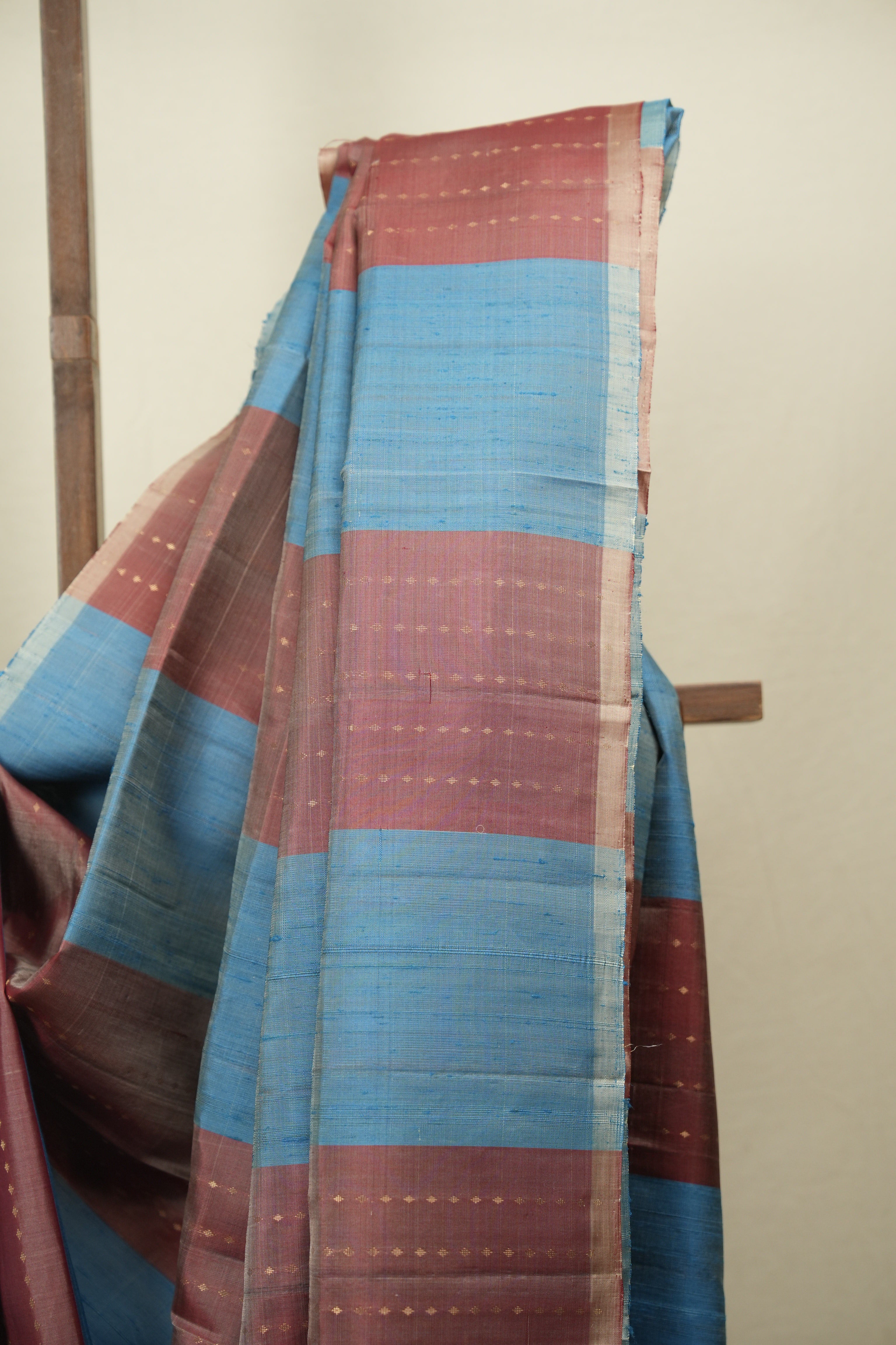 Light Peach- Sky Blue Soft Silk Saree - SRLPSBSSS471