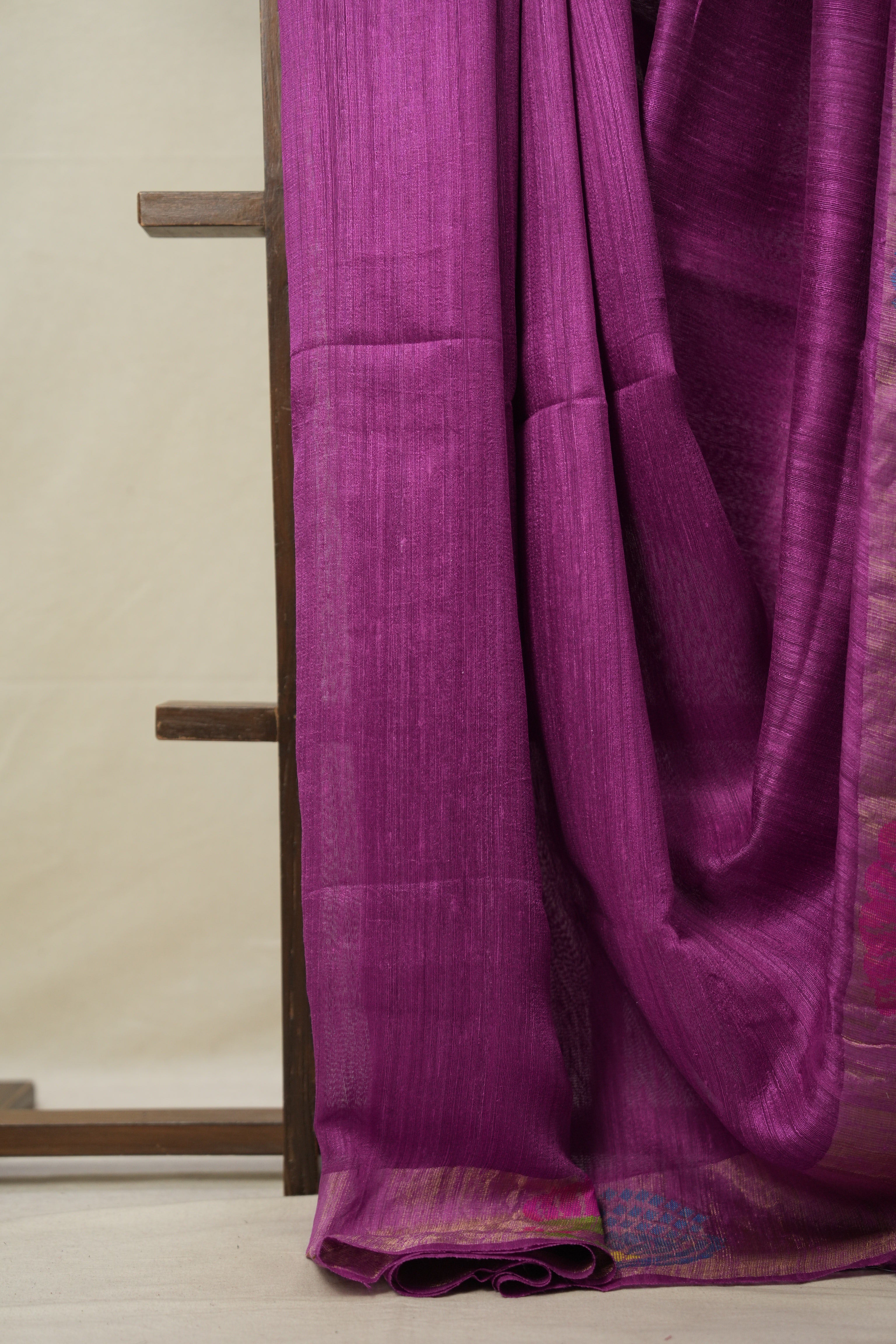 Magenta Matka Silk Jamdani Saree - SRMMSJS101