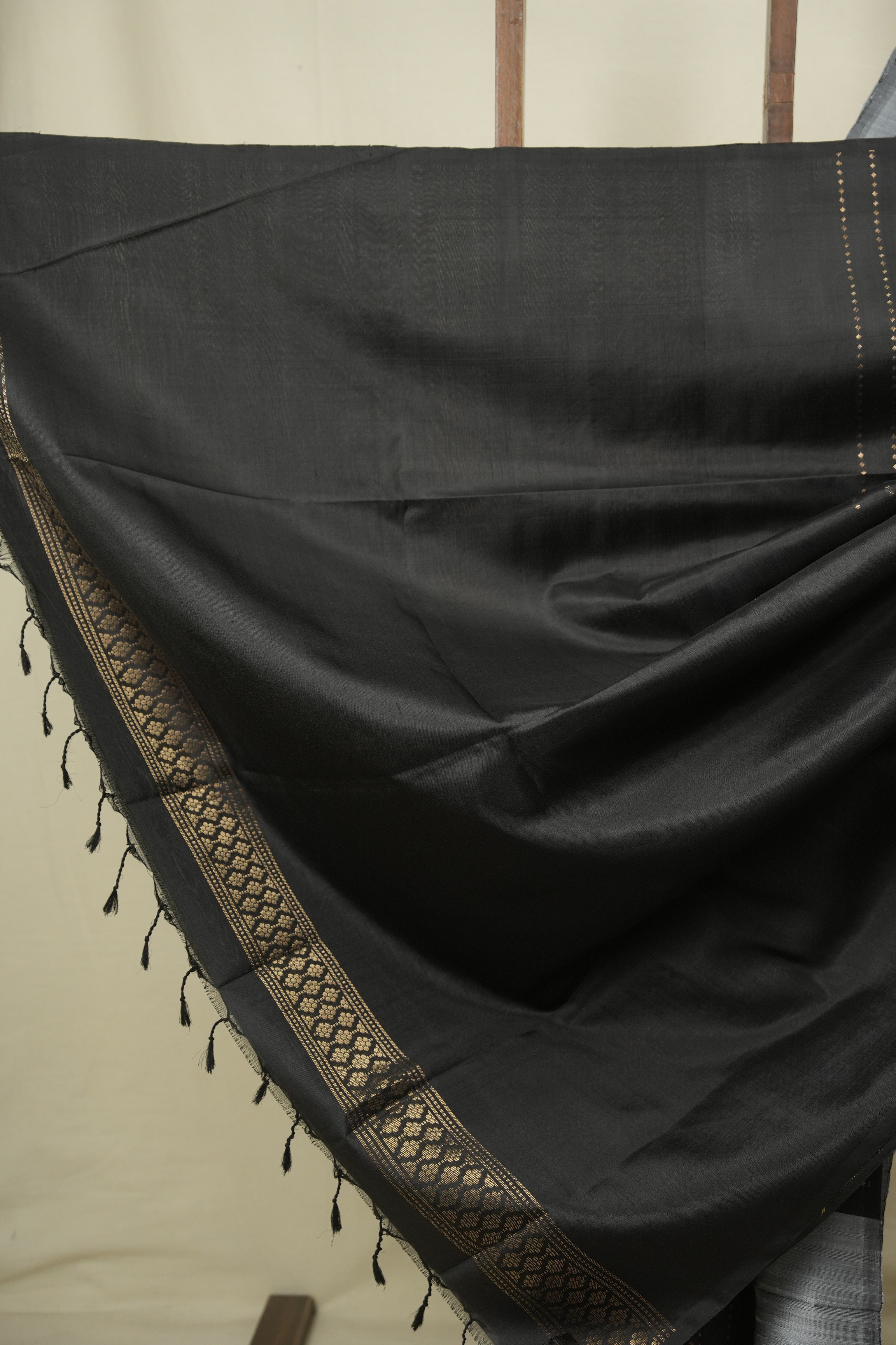 Black -Grey Soft Silk Saree - SRBGSSS481