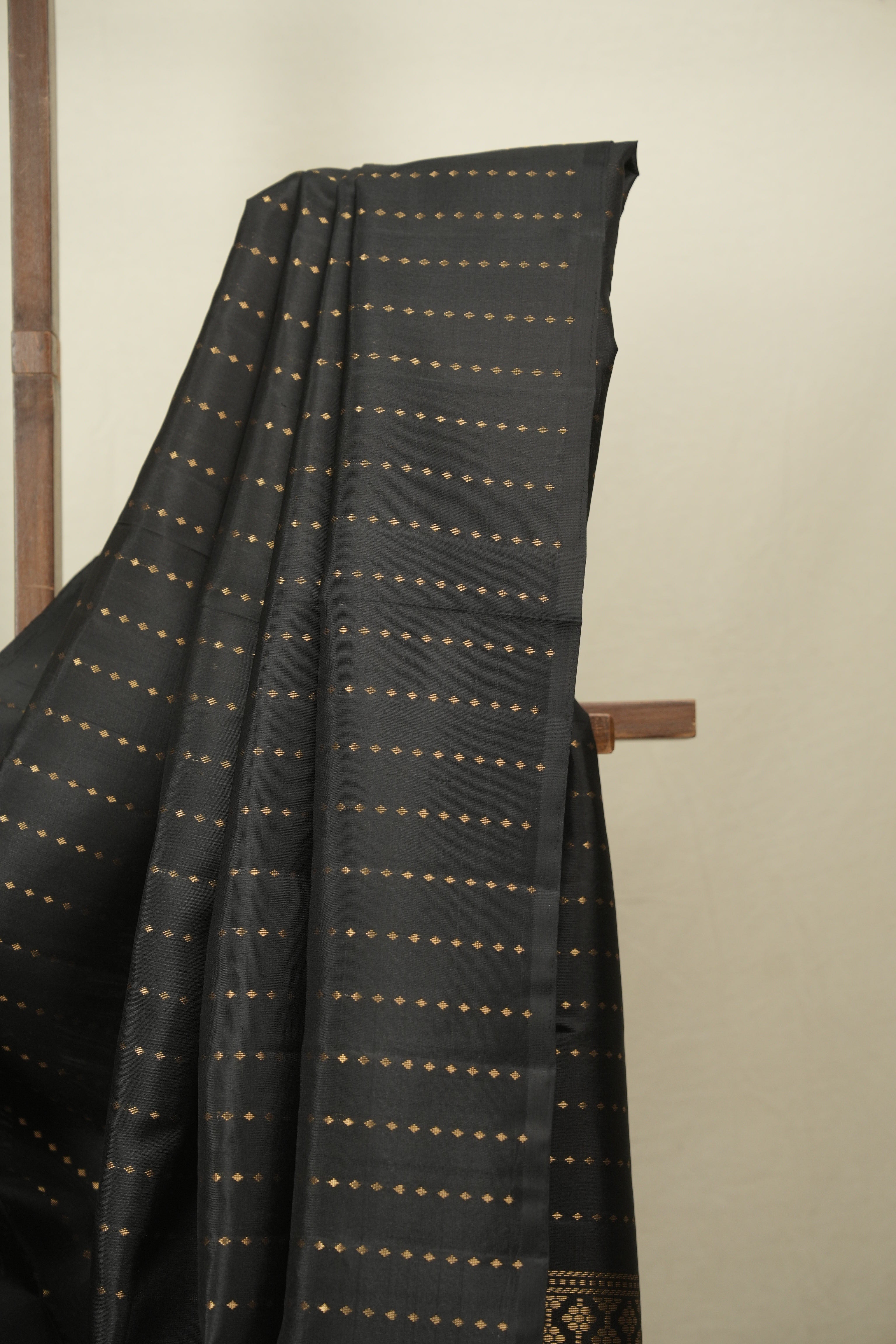 Black Soft Silk Saree - SRBSSS480