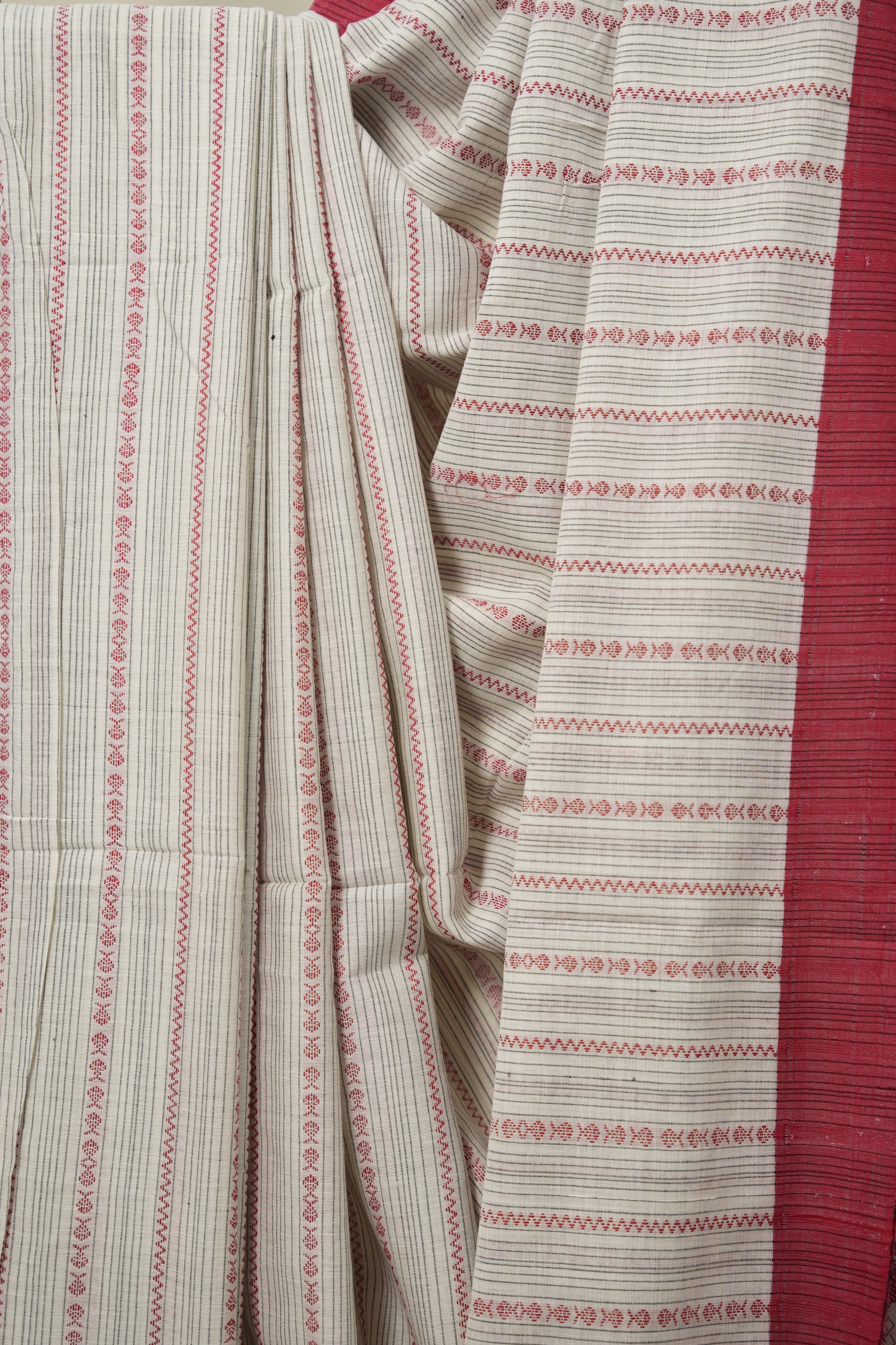 White Red Bengal Cotton Saree - SRWRBCS92