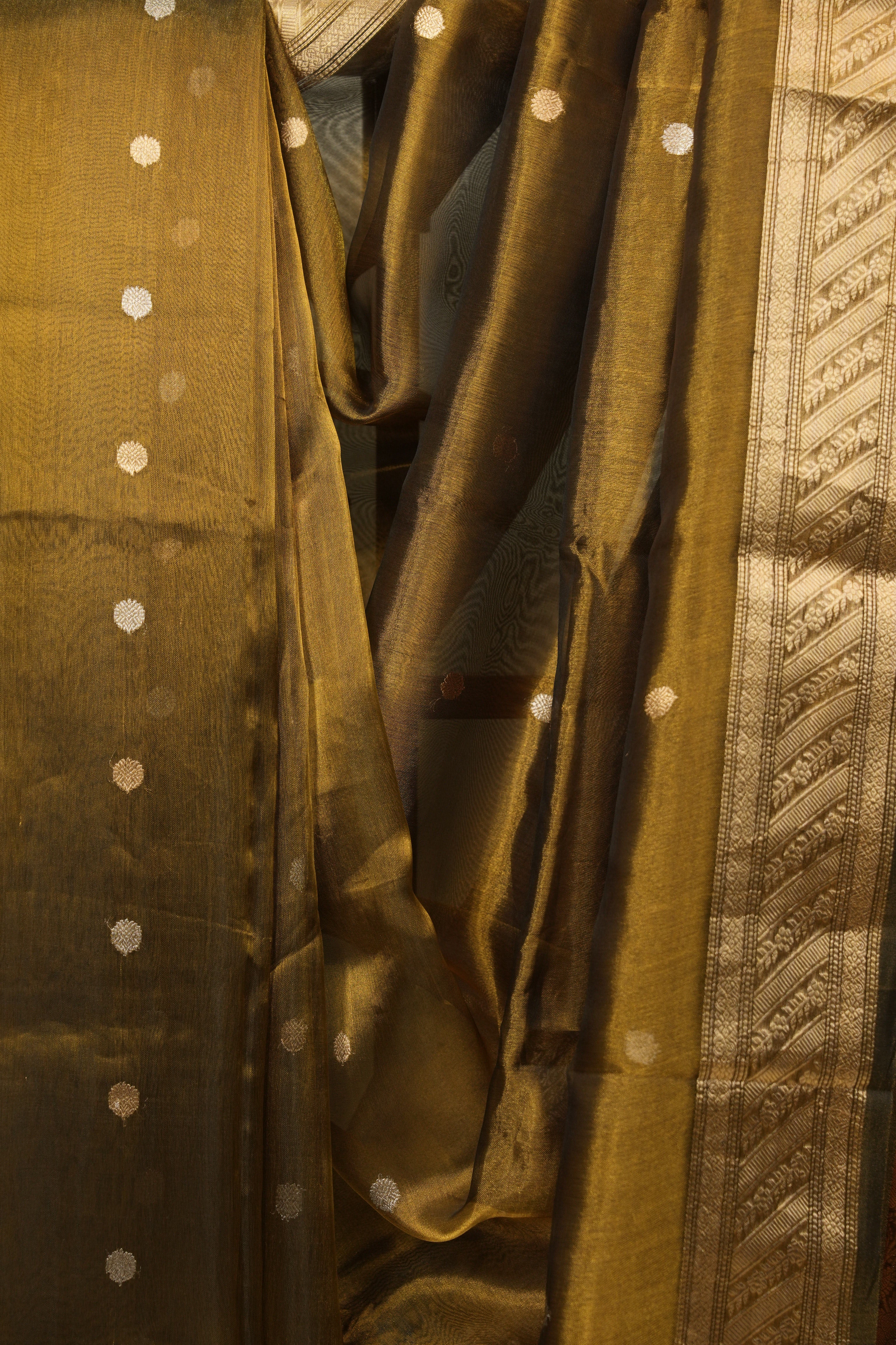Golden Tissue Banarasi Silk Saree - SRGTBSS84