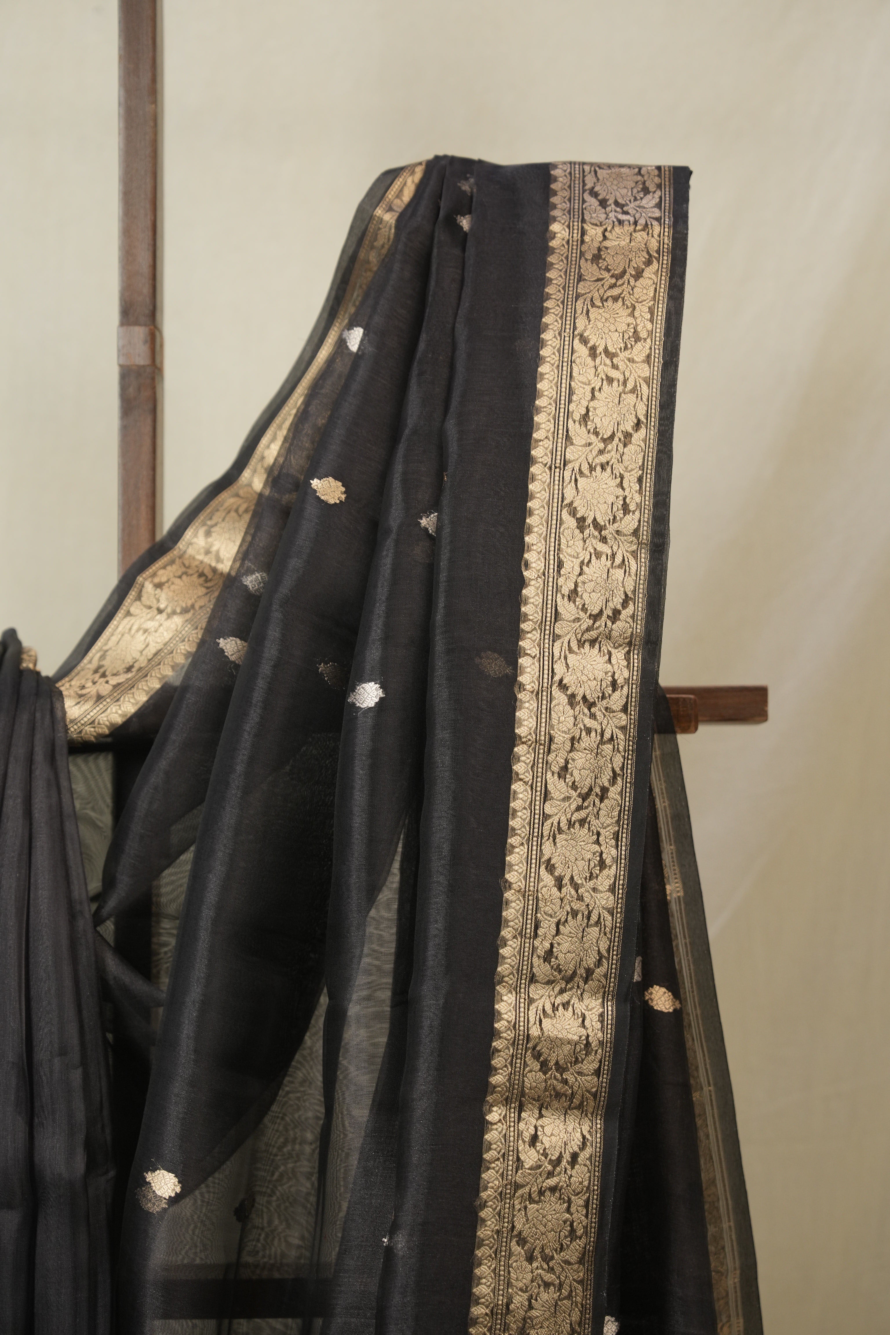 Black Tissue Banarasi Silk Saree - SRBTBSS51