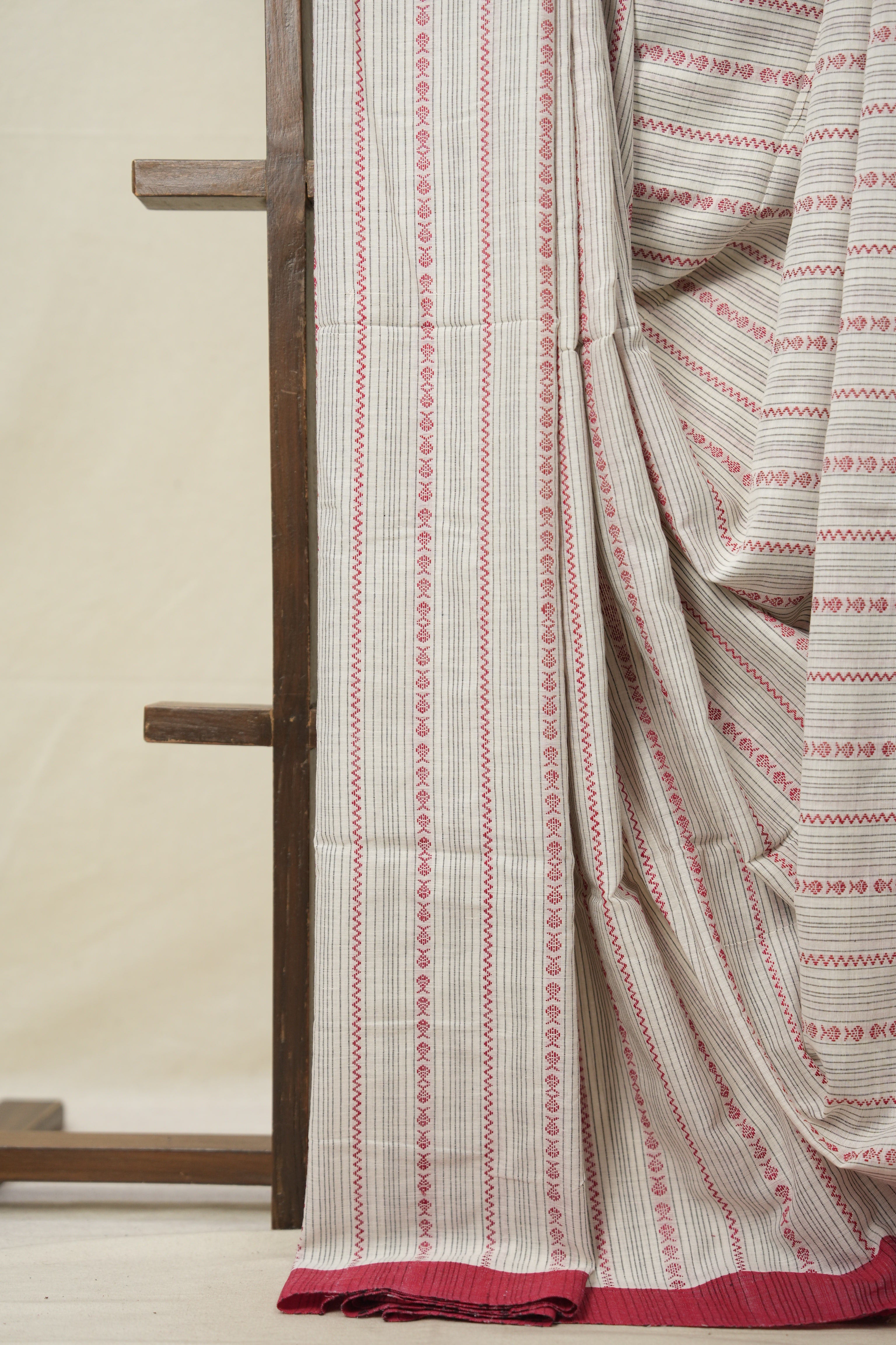 White Bengal Cotton Saree - SRWBCS102