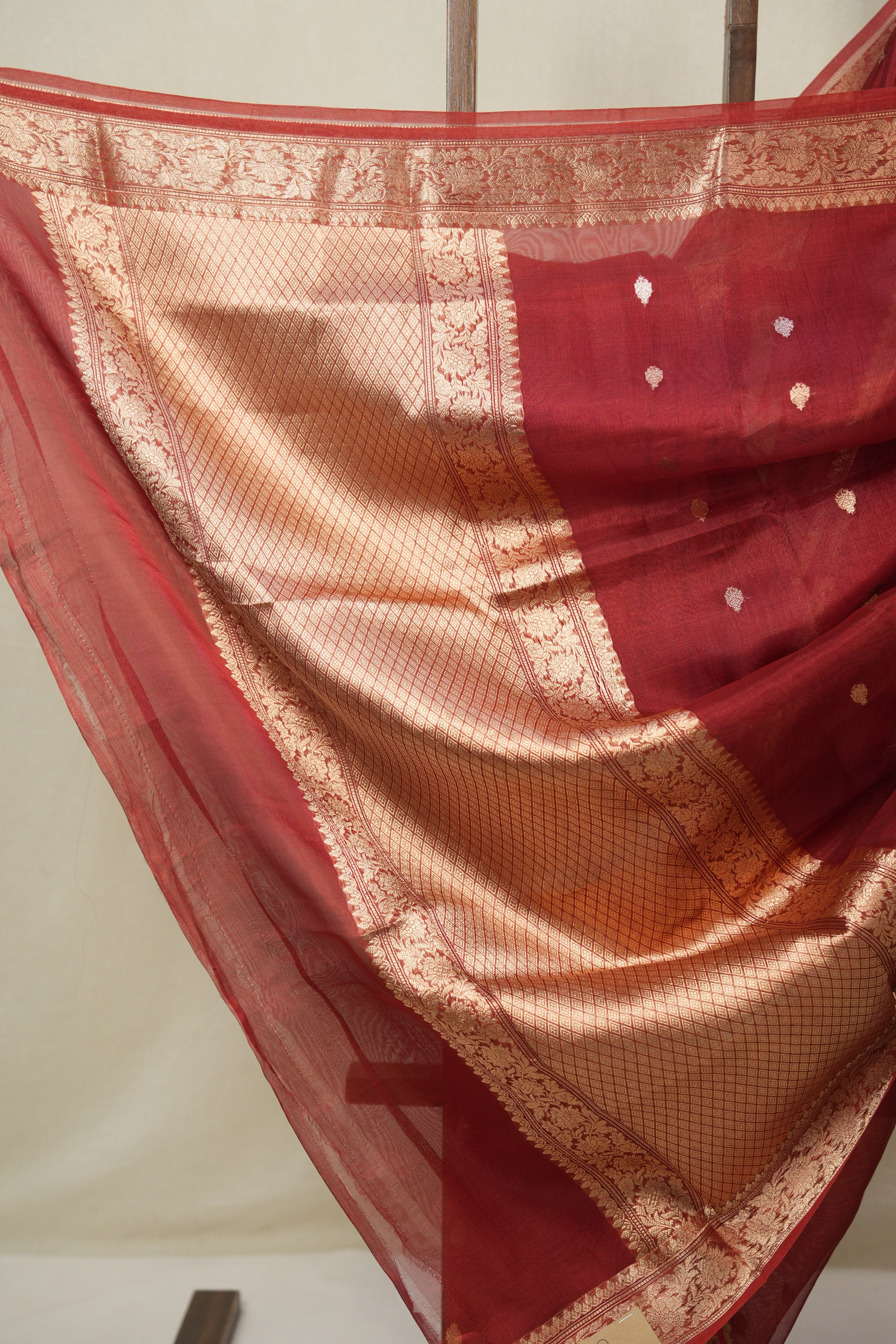 Maroon Tissue Banarasi Silk Saree - SRMTBSS57