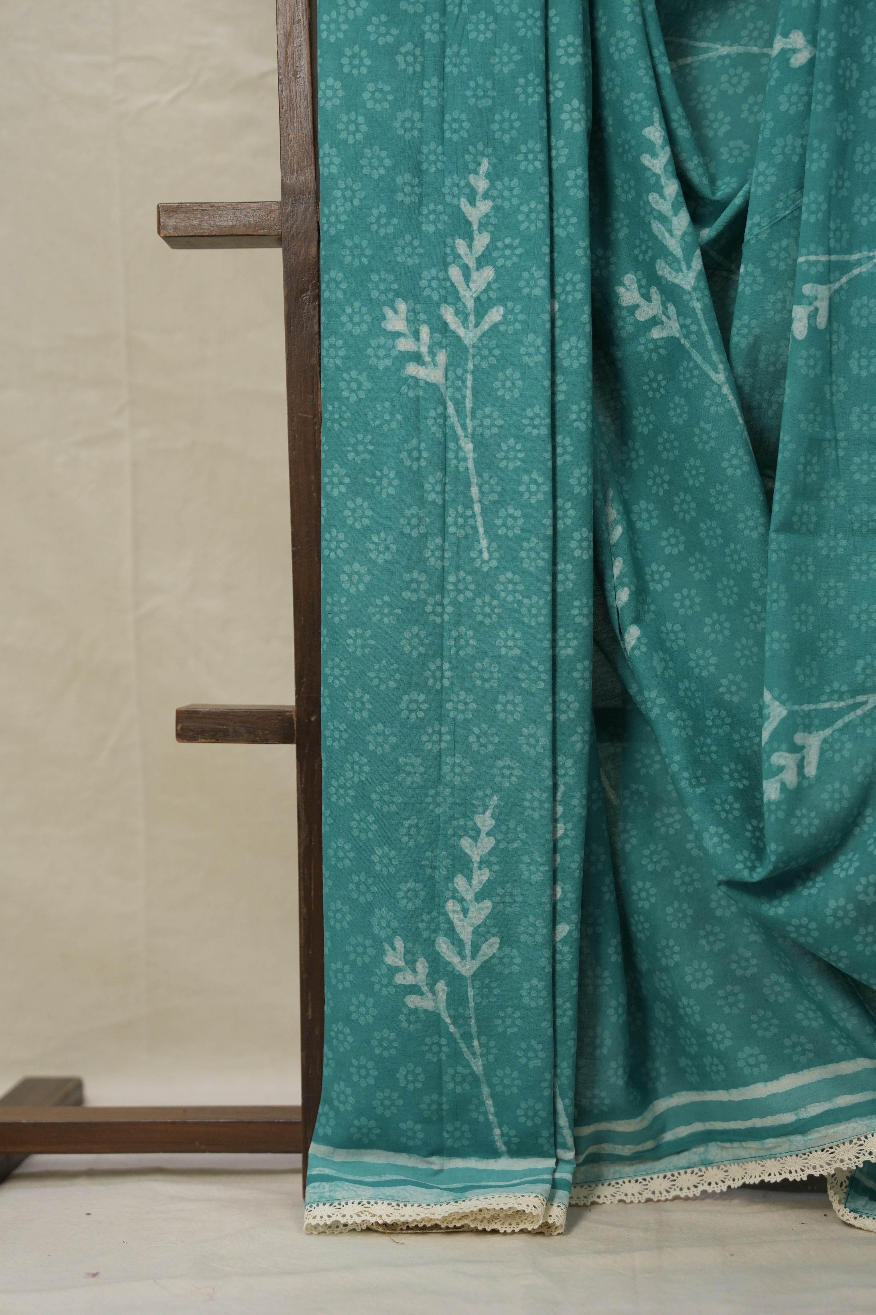 Rama Green HBP Cotton Saree With Lace - SRRGHBPCSWL16
