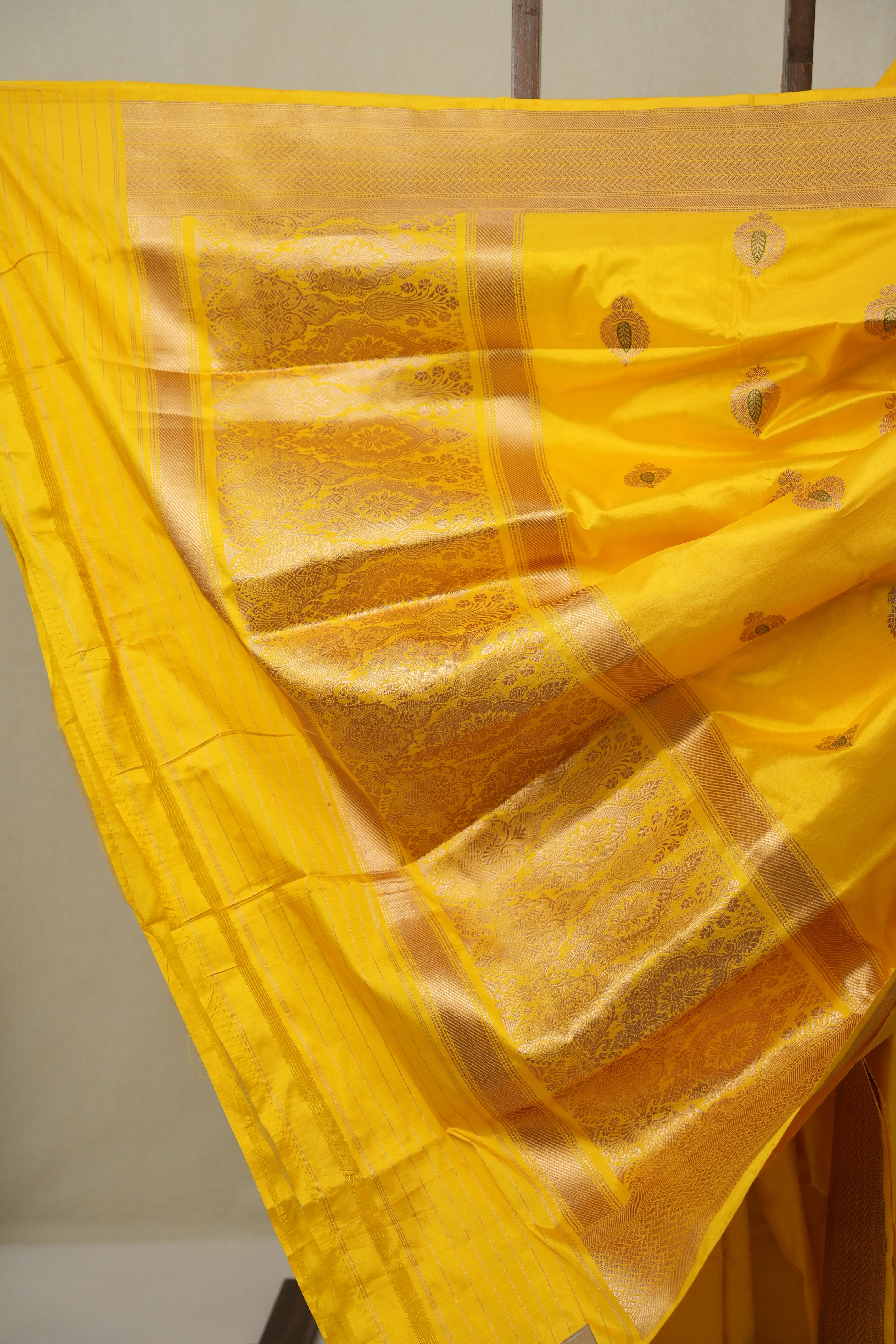 Yellow Banarasi Silk Saree - SRYBSS880