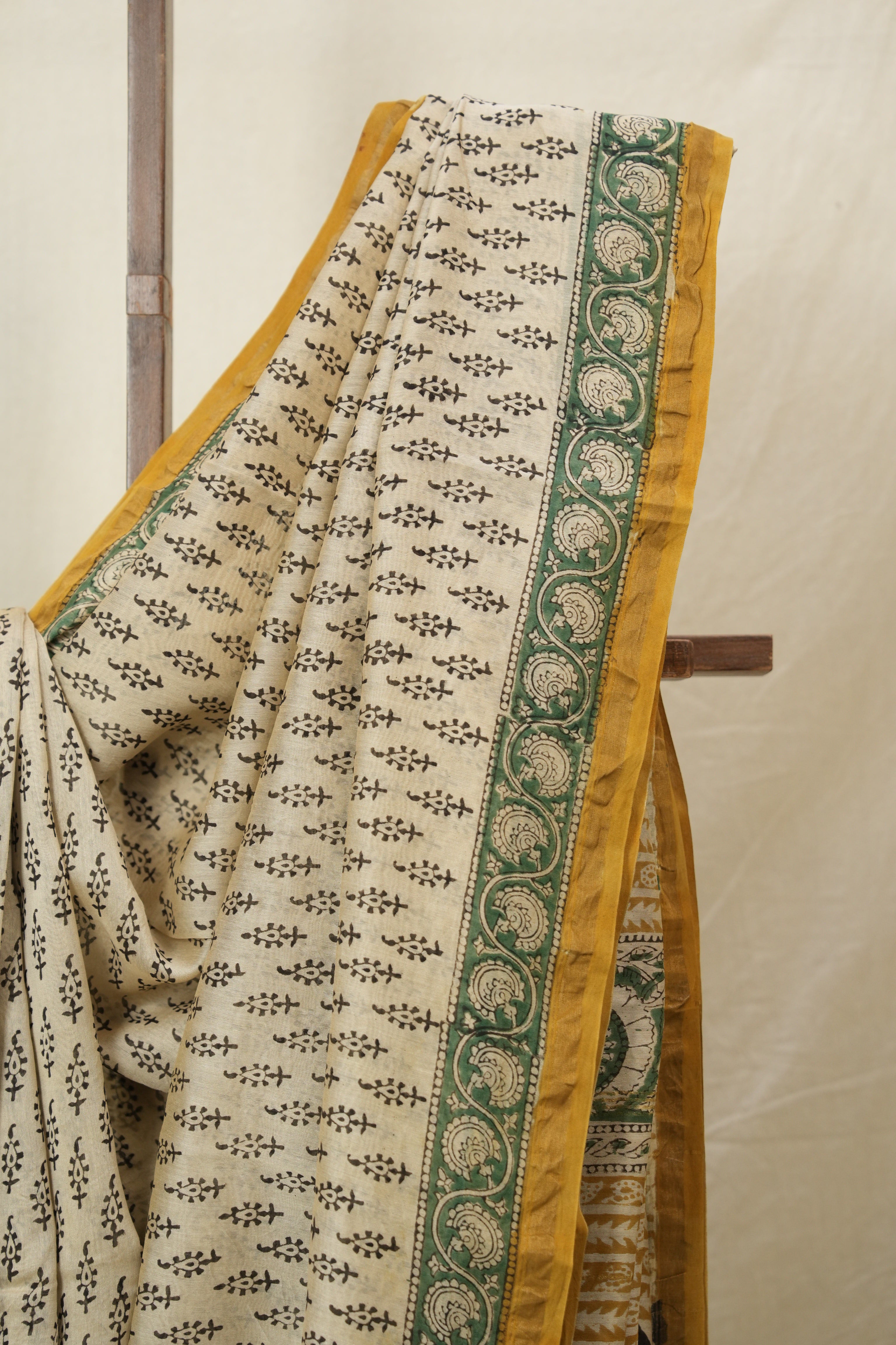 Cream HBP Cotton Silk Saree With Chanderi Border - SRCCSS1544