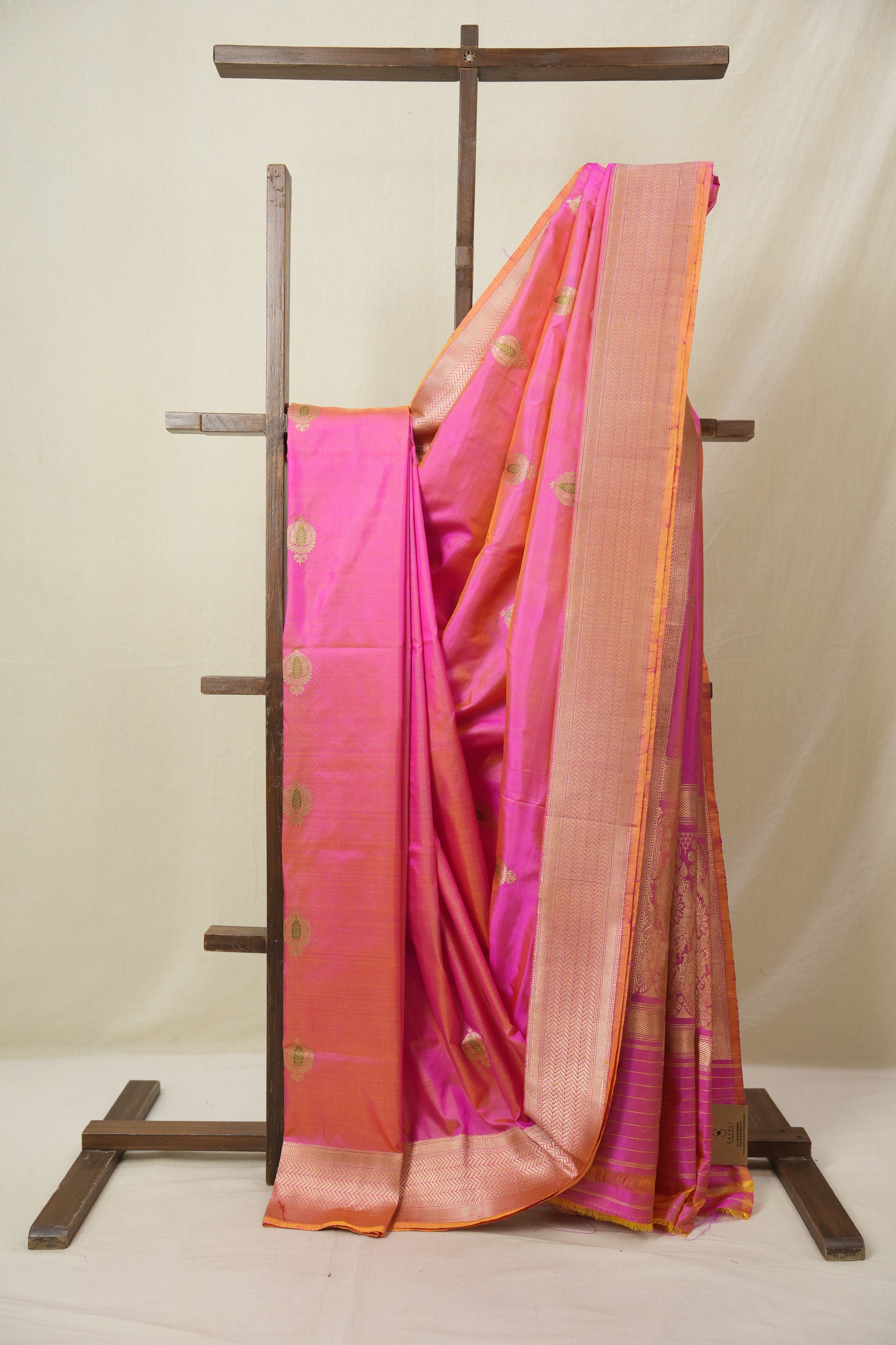 Pink Banarasi Silk Saree - SRPBSS882