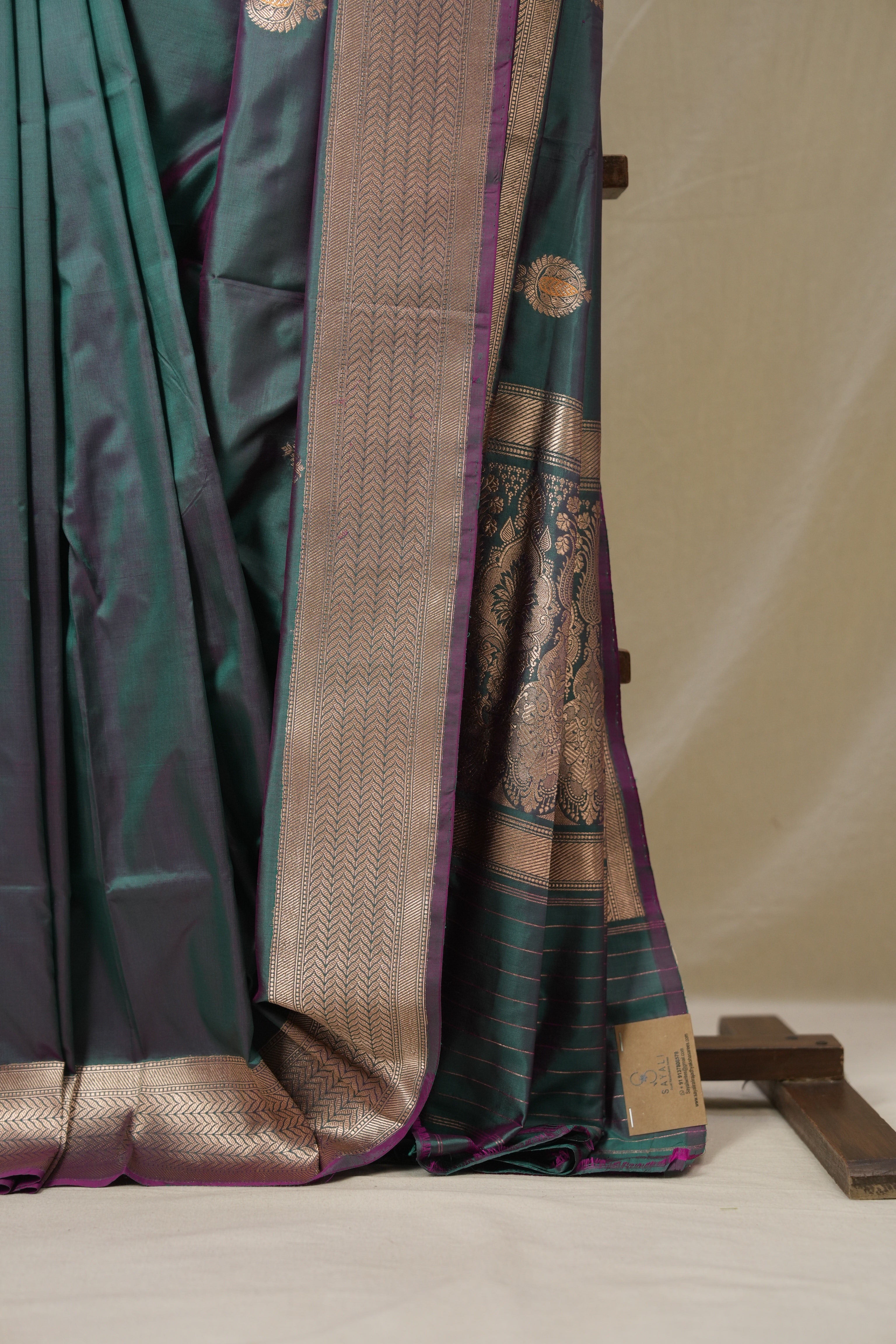 Two Tone Teal Green Banarasi Silk Saree - SRTTTGBSS883