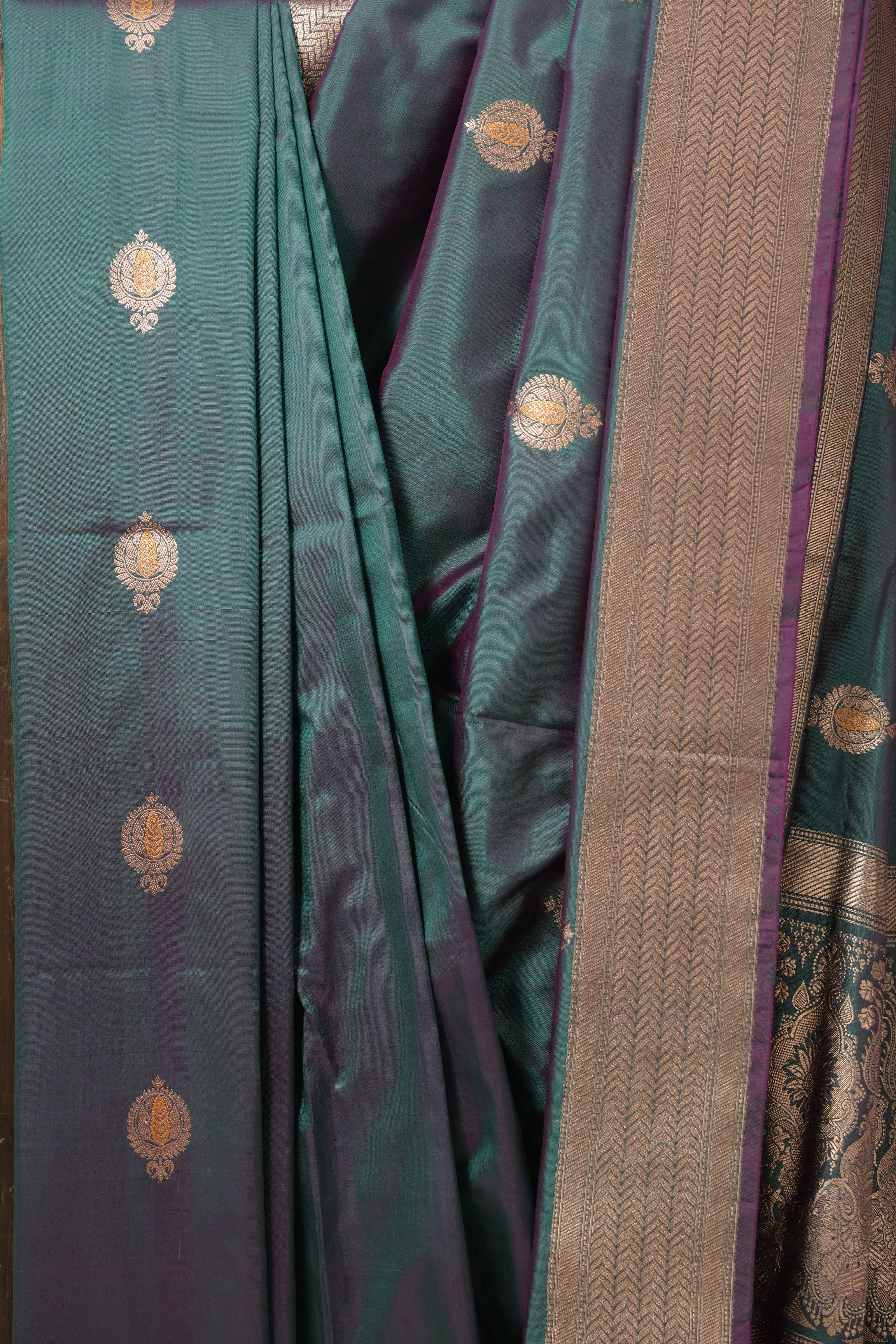 Two Tone Teal Green Banarasi Silk Saree - SRTTTGBSS883