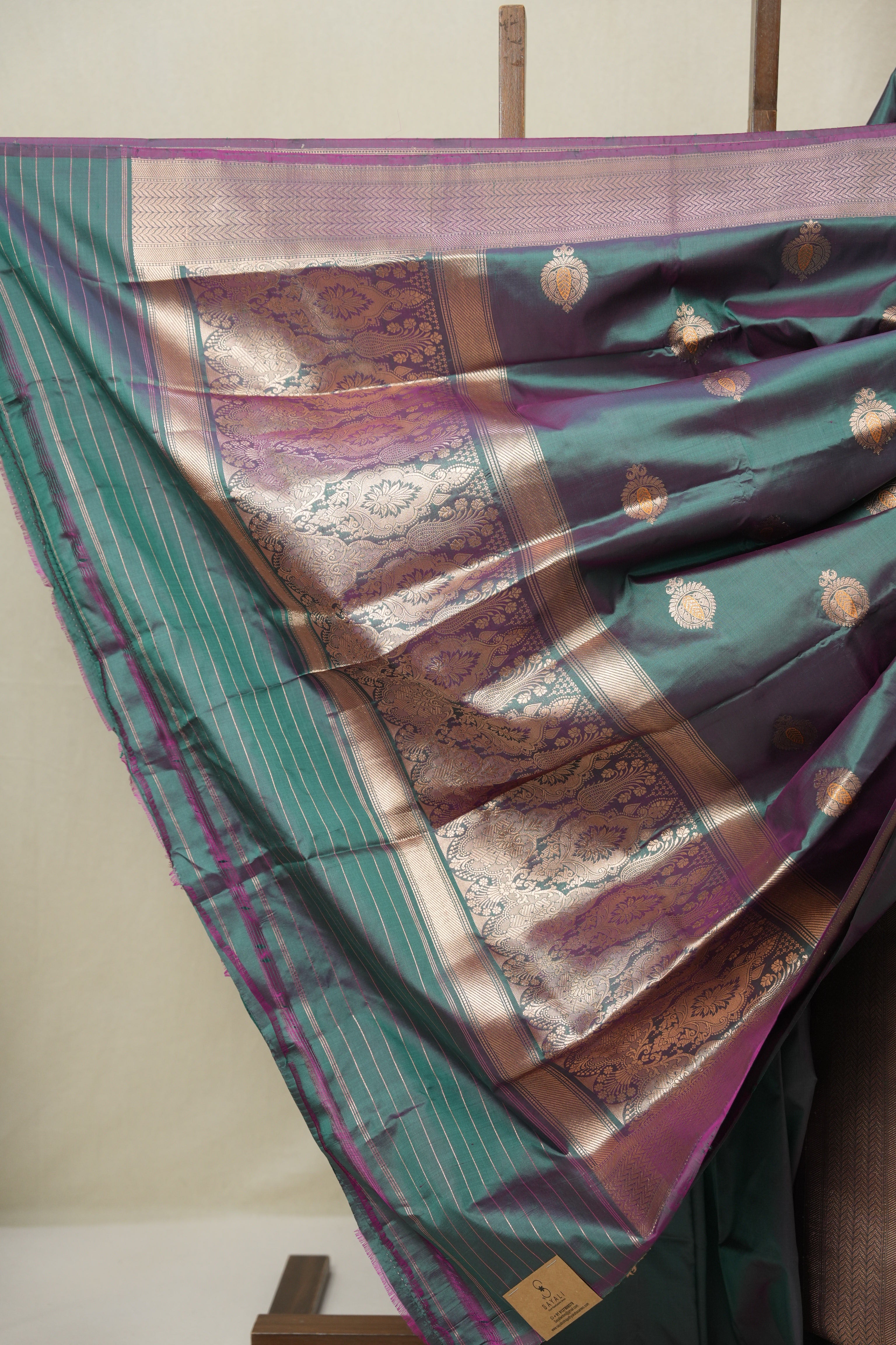 Two Tone Teal Green Banarasi Silk Saree - SRTTTGBSS883