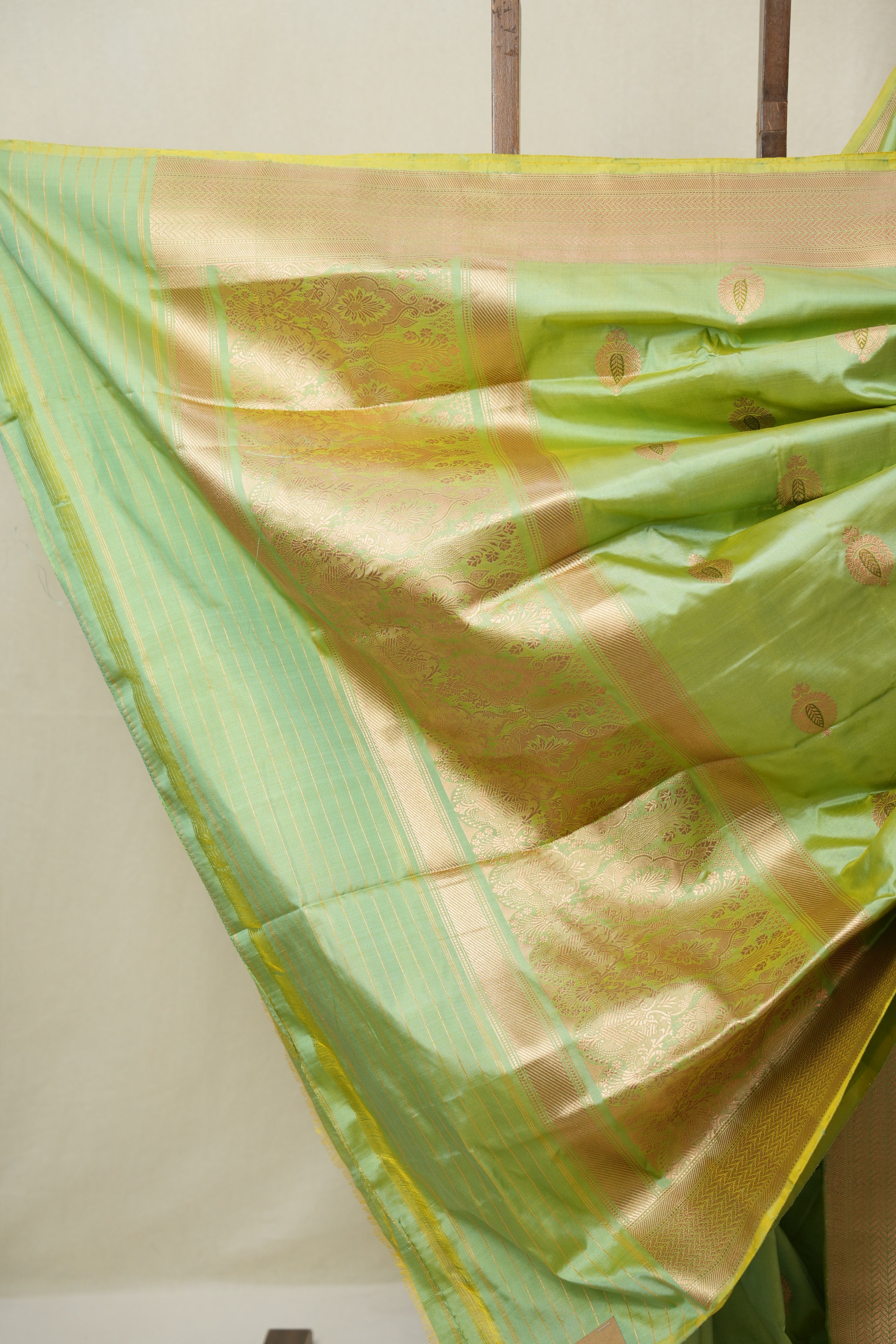 Pista Green Banarasi Silk Saree - SRPGBSS884