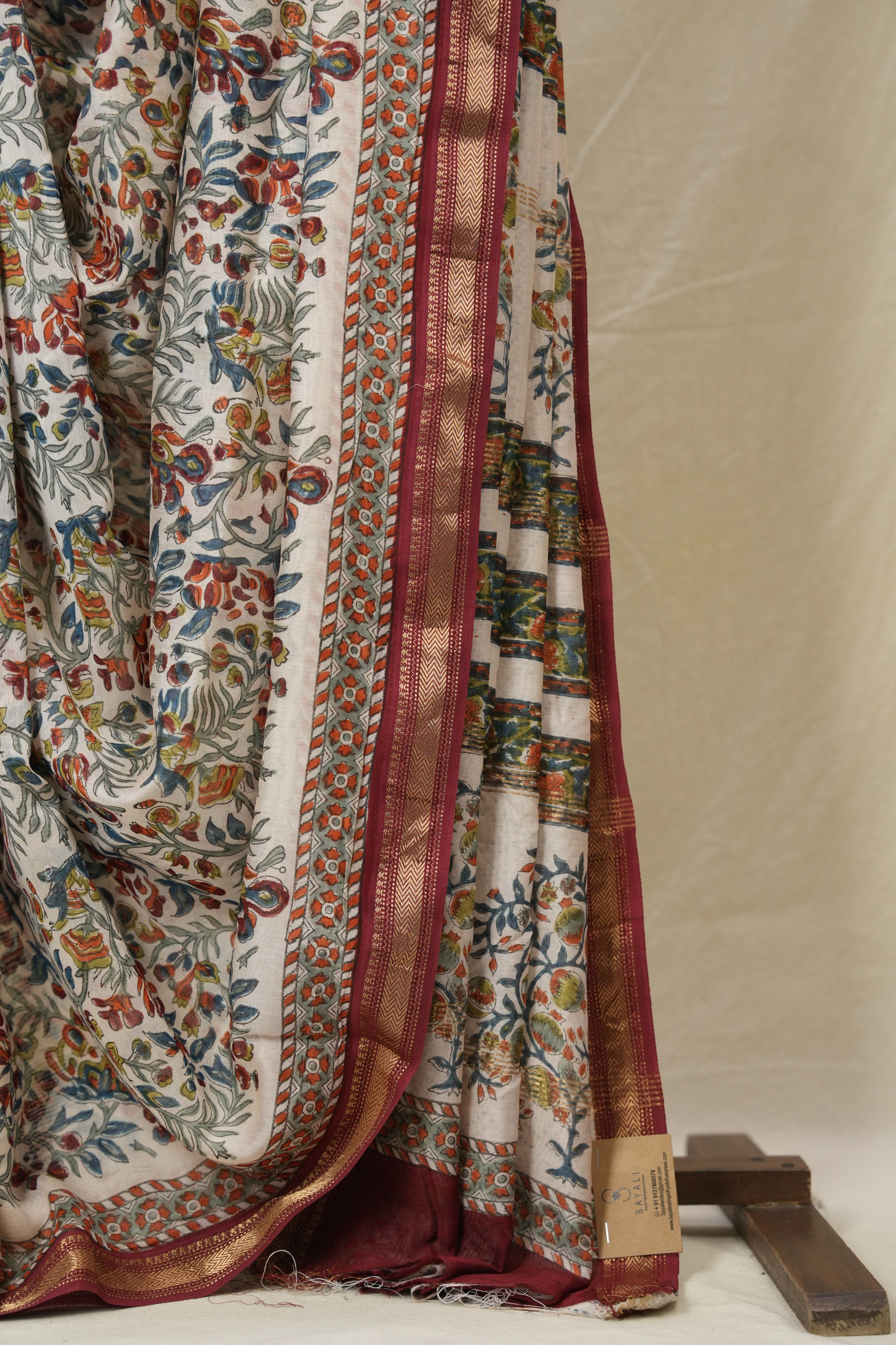 Cream Peach HBP Cotton Silk Saree With Maheshwari Border - SRCPCSS1569