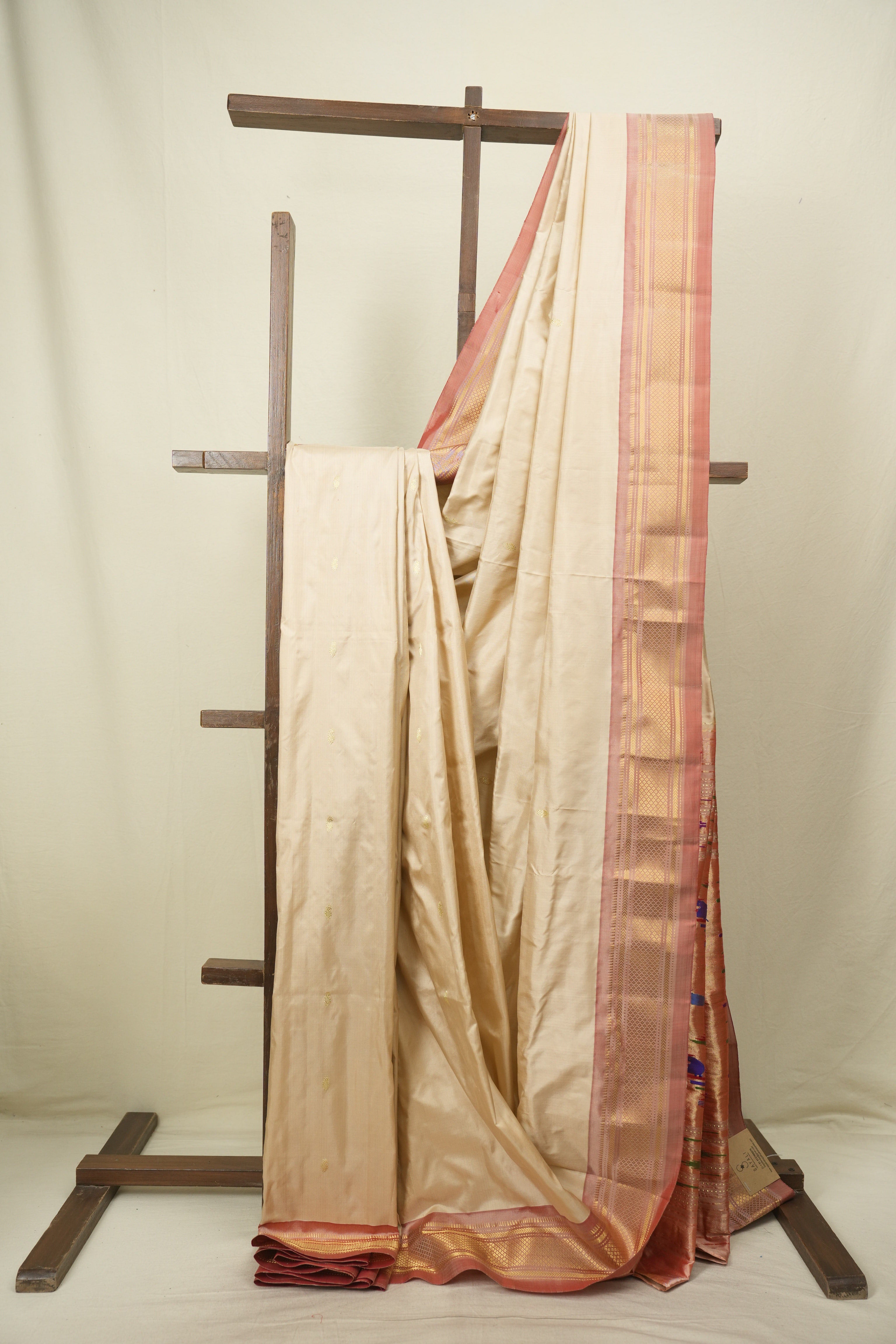 Cream Silk Paithani Saree -SRCSPS821