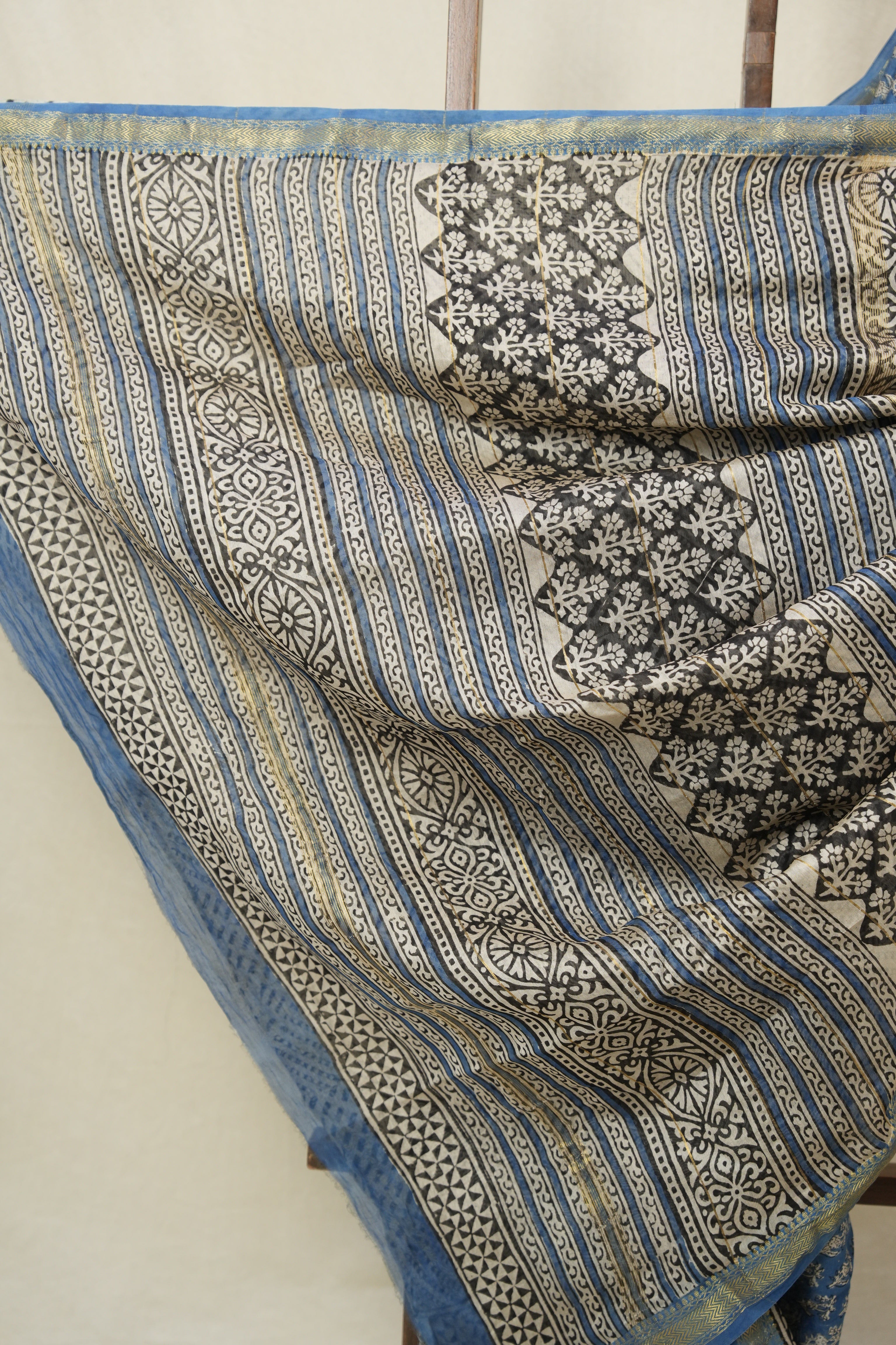 Blue HBP Cotton Silk Saree With Maheshwari Border - SRBCSS1565