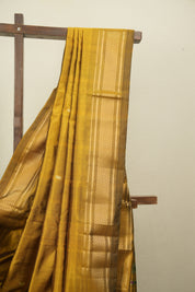 Golden Silk Paithani Saree -SRGSPS822