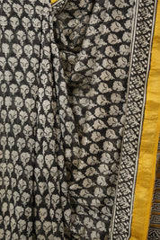 Black HBP Cotton Silk Saree With Maheshwari Border - SRBCSS1567