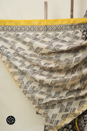 Black HBP Cotton Silk Saree With Maheshwari Border - SRBCSS1567