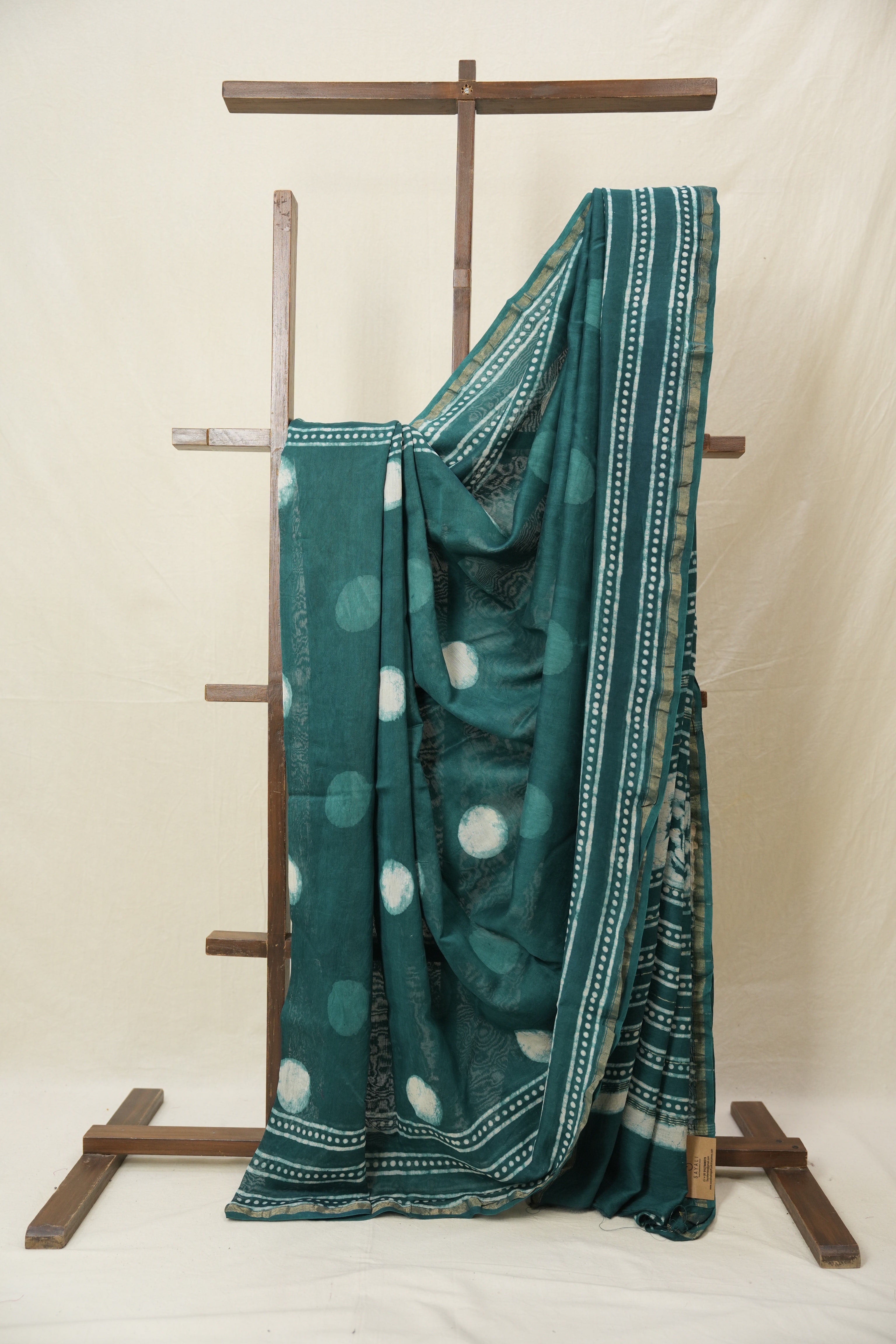 Green HBP Cotton Silk Saree With Chanderi Border - SRGCSS1549
