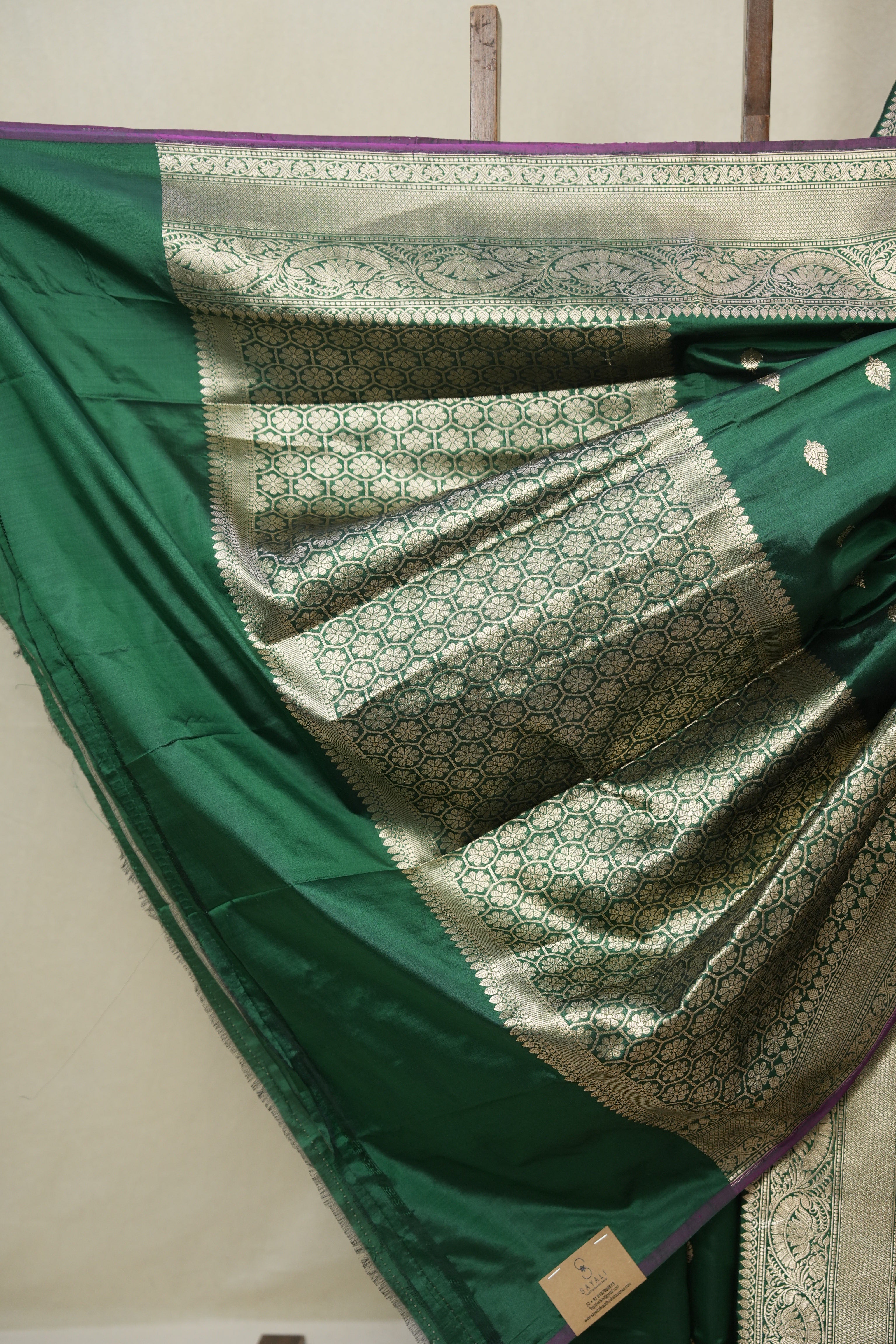 Green Banarasi Silk Saree - SRGBSS901