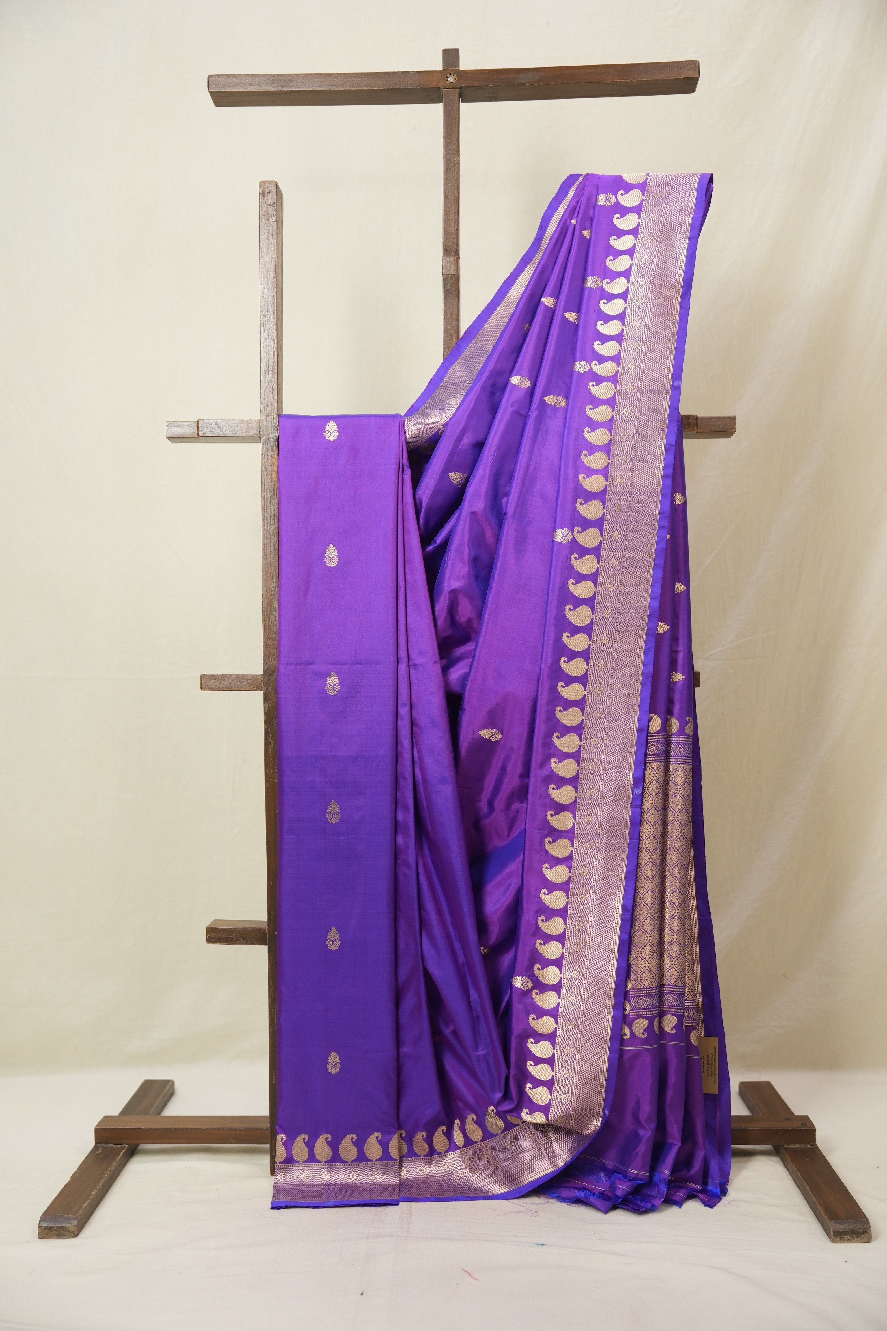 Violet Banarasi Silk Saree - SRVBSS894