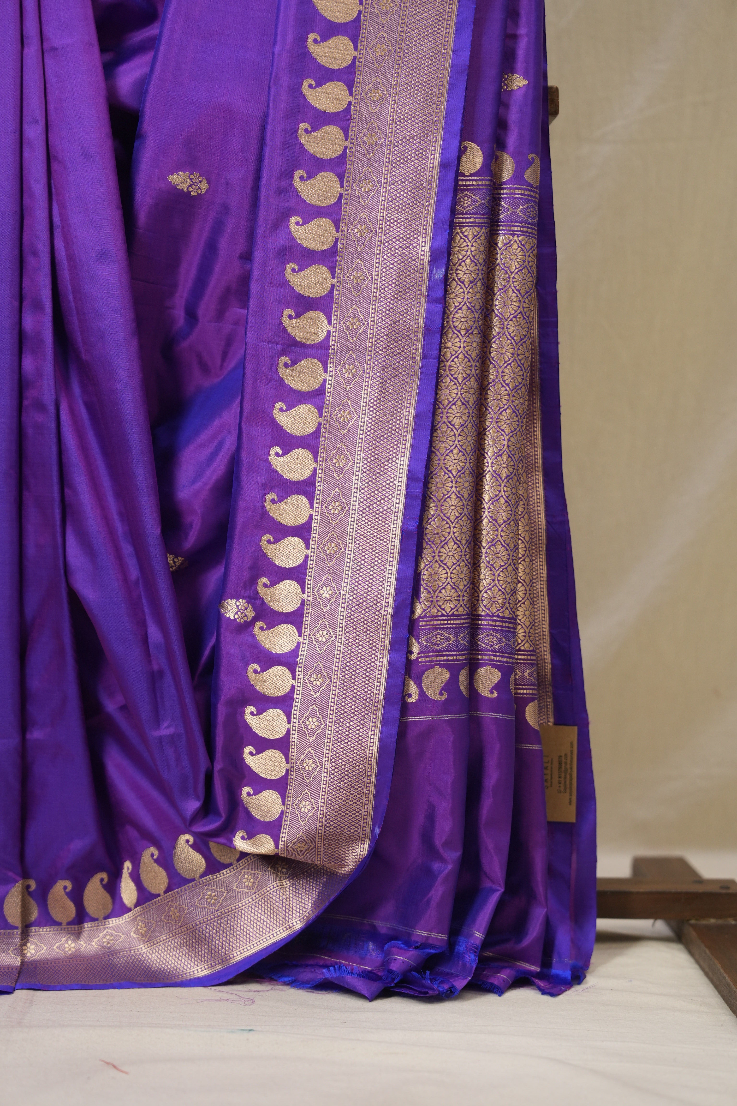 Violet Banarasi Silk Saree - SRVBSS894