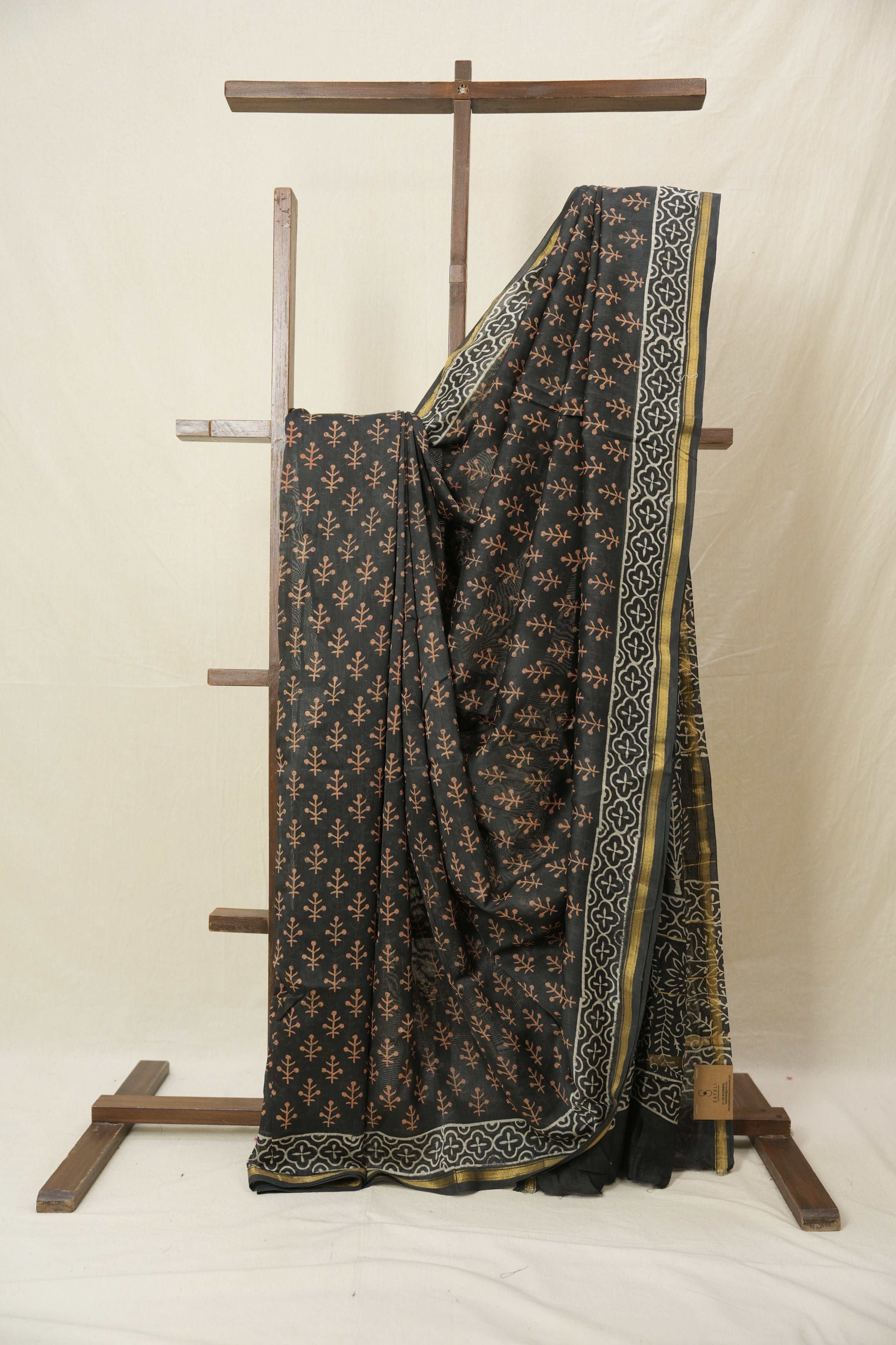 Black Grey HBP Cotton Silk Saree With Chanderi Border - SRBGCSS1551